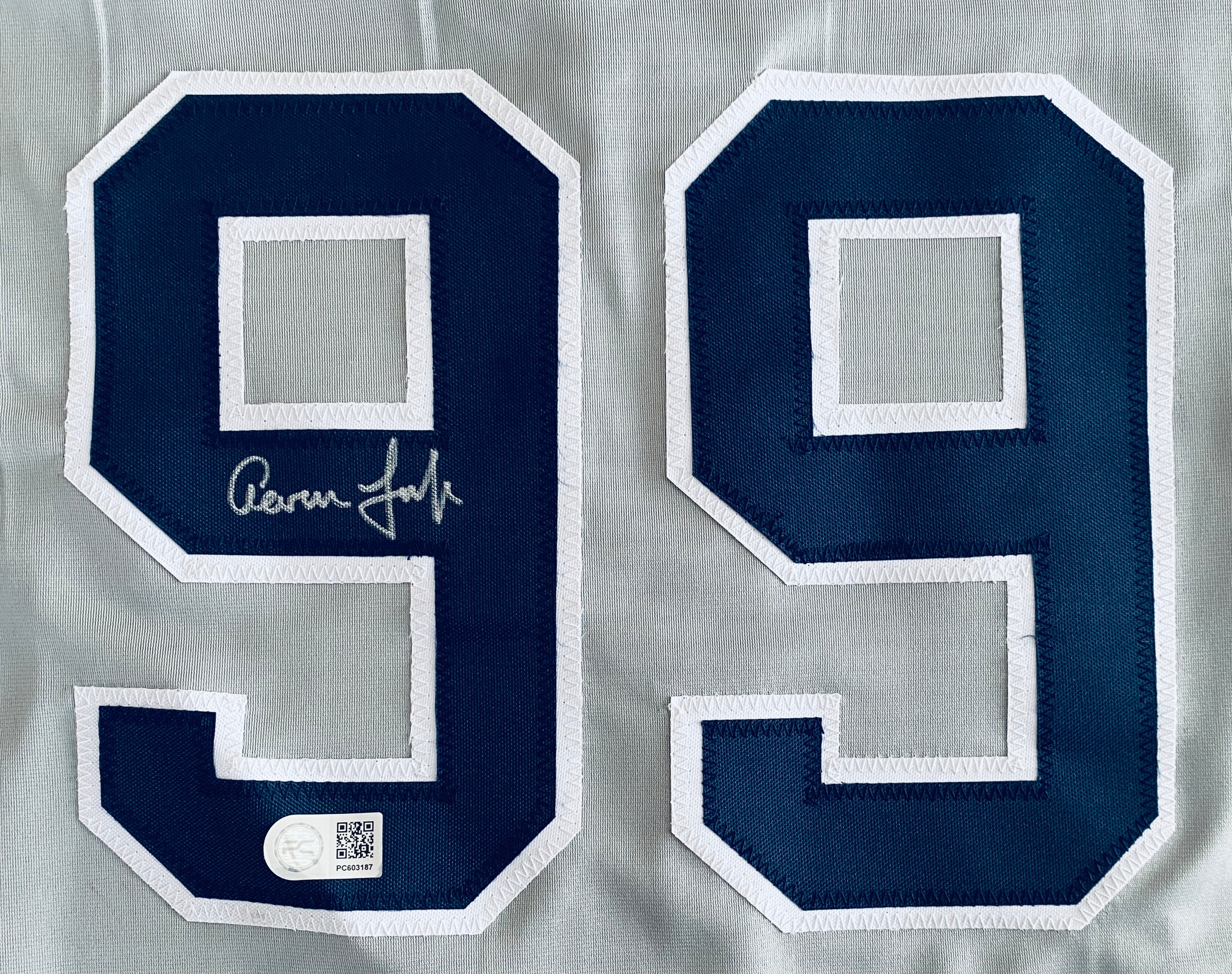 Aaron Judge Signed Jersey With COA (PC603187) (Yankees)