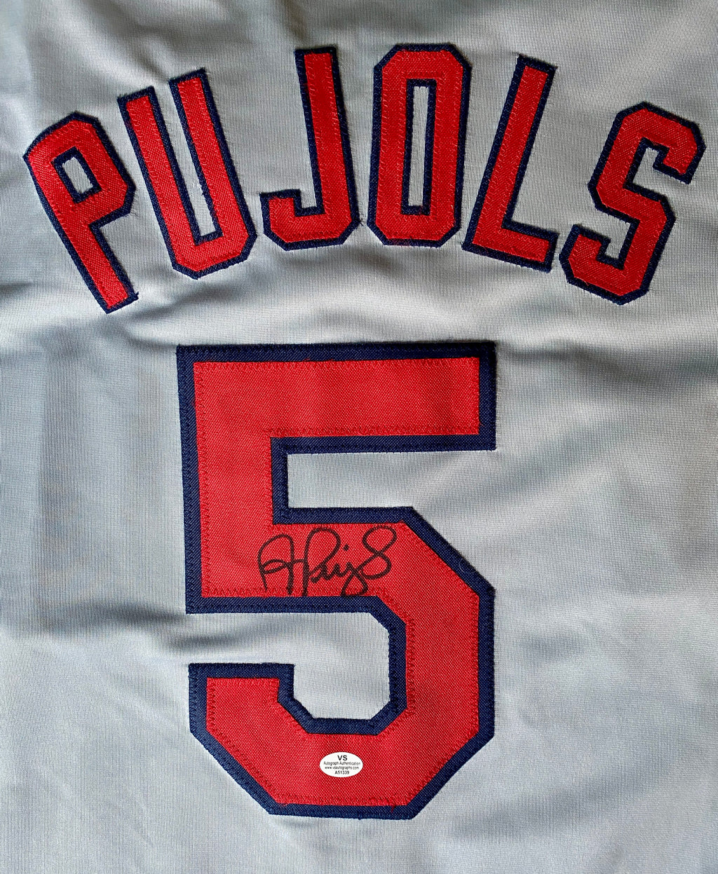 Albert Pujols Signed Jersey With COA (A51339) (Cardinals)