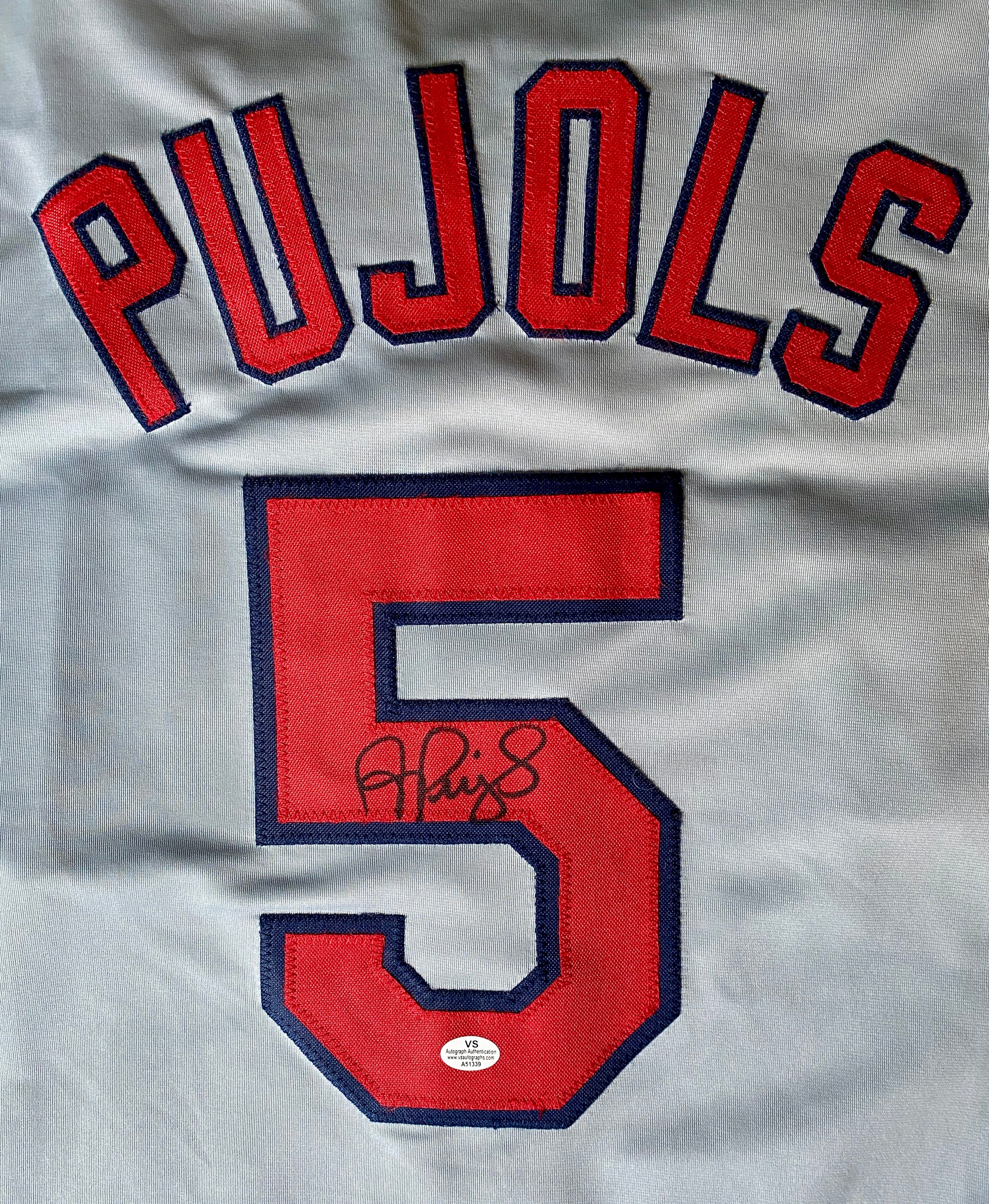 Albert Pujols Signed Jersey With COA (A51339) (Cardinals)
