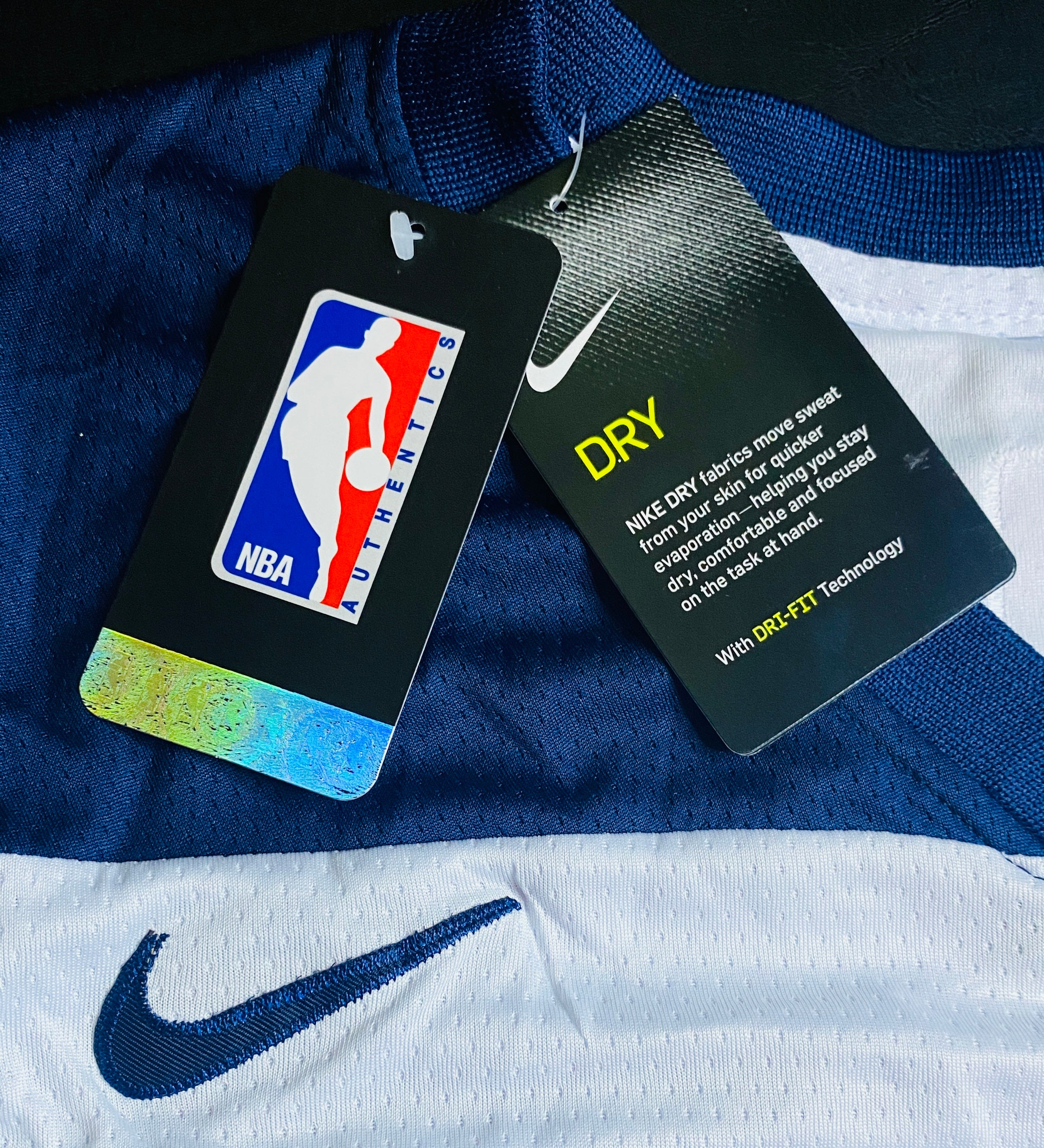 Anthony Edwards Signed Jersey With COA (121841) (Timberwolves)