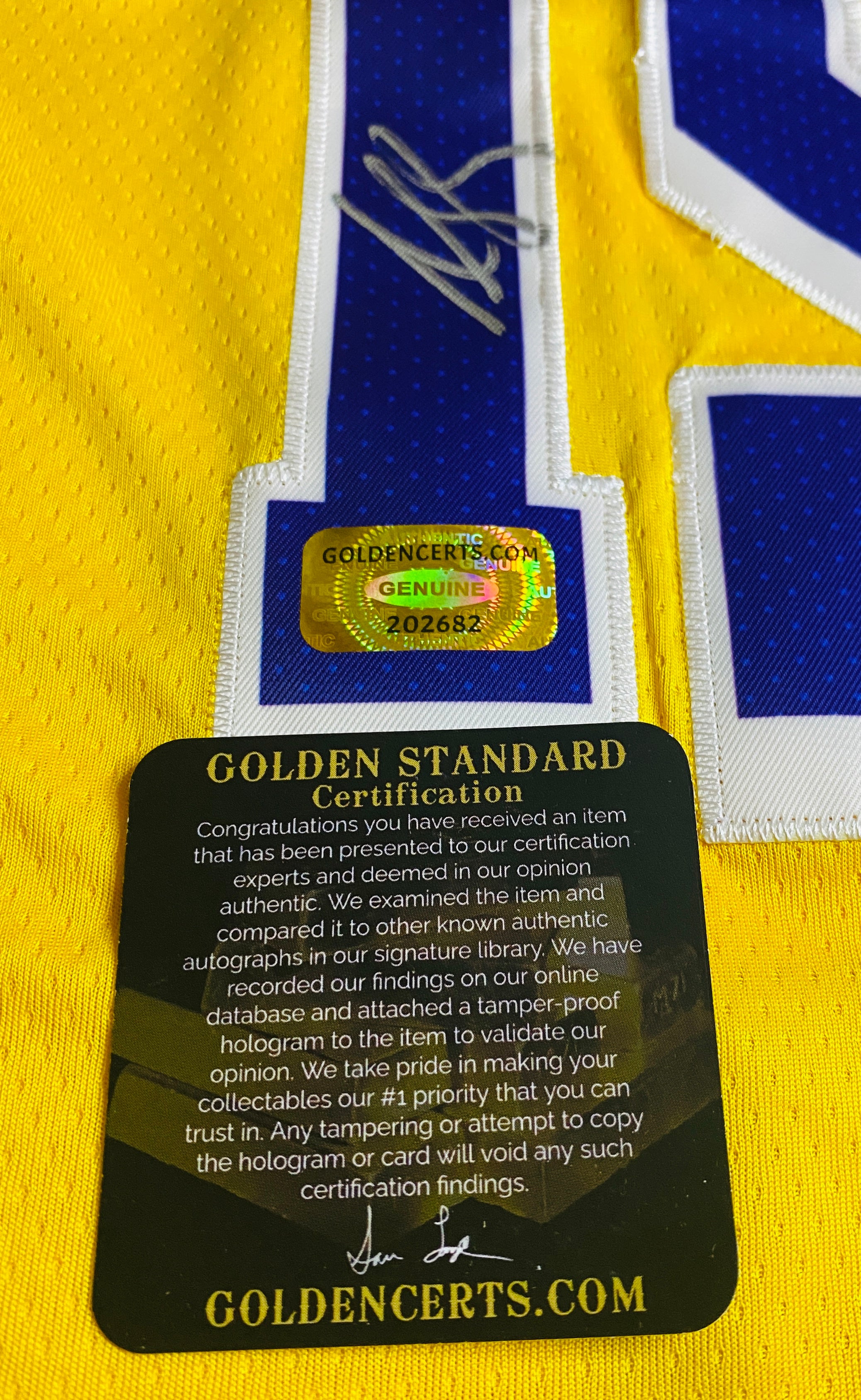 Austin Reaves Signed Jersey With COA (202682) (Lakers)