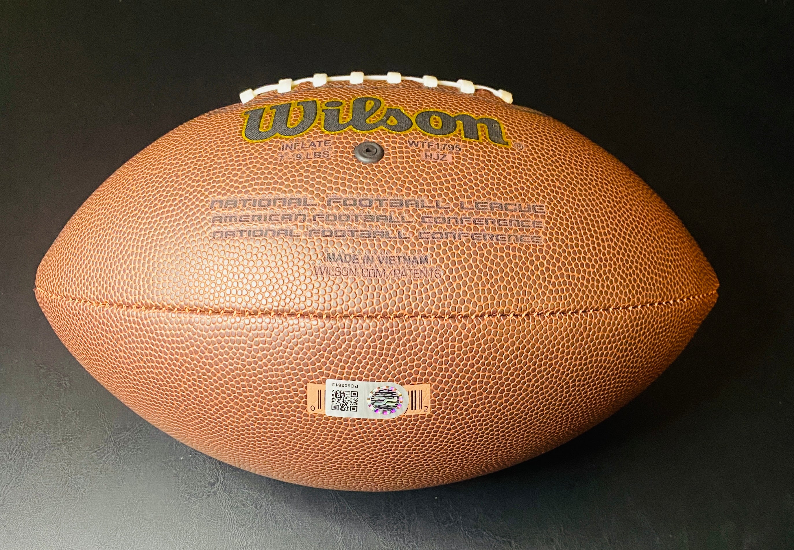 Barry Sanders Signed Football With COA (PC605813) (Lions)