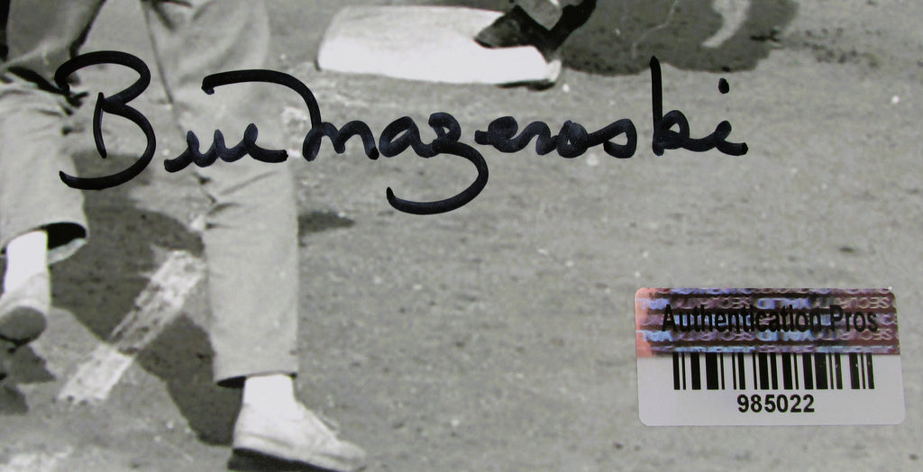Bill Mazeroski Signed 8x10 Photo With COA (985022) (Pirates)