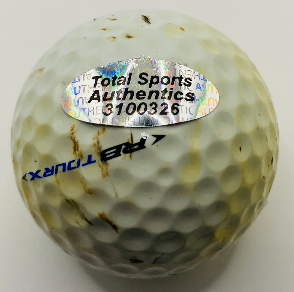 Billy Casper Signed Golf Ball In Case With COA (3100326)