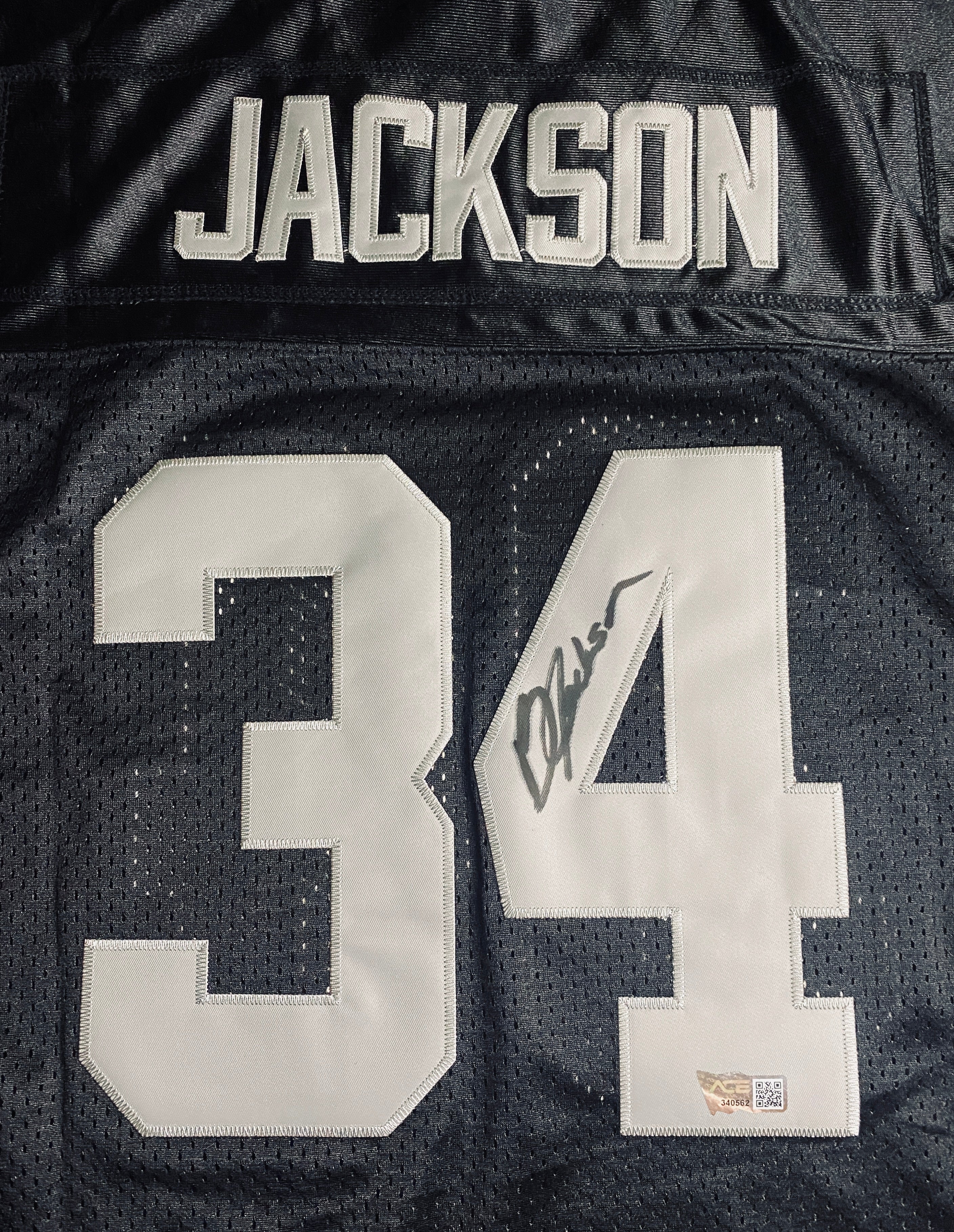 Bo Jackson Signed Jersey With COA (340562) (Raiders)