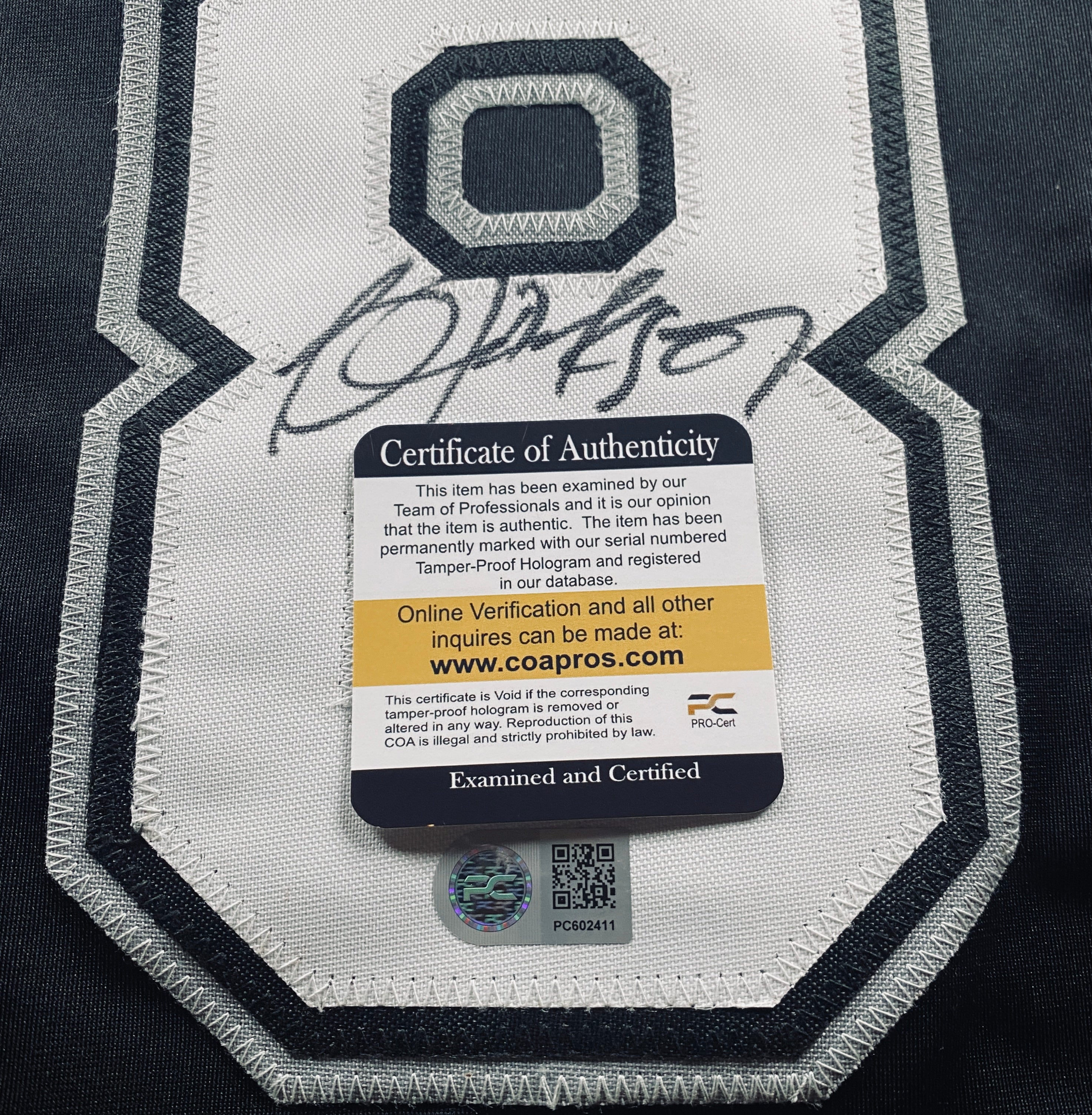 Bo Jackson Signed Jersey With COA (PC602411) (White Sox)