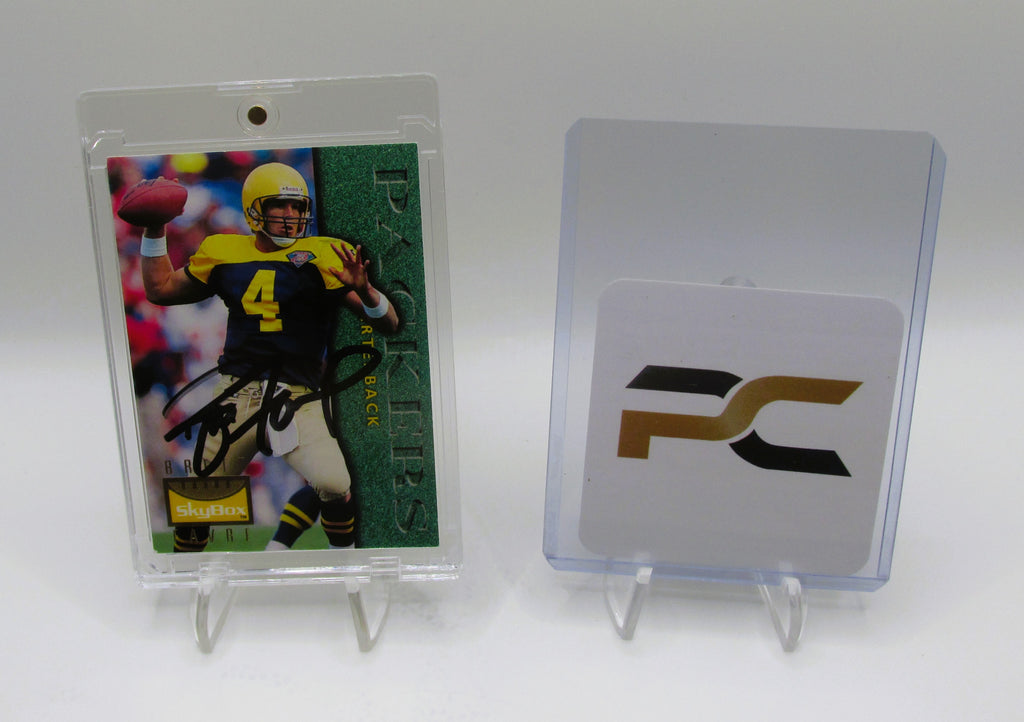 Brett Favre Signed Card With COA (PC484834) (Packers)
