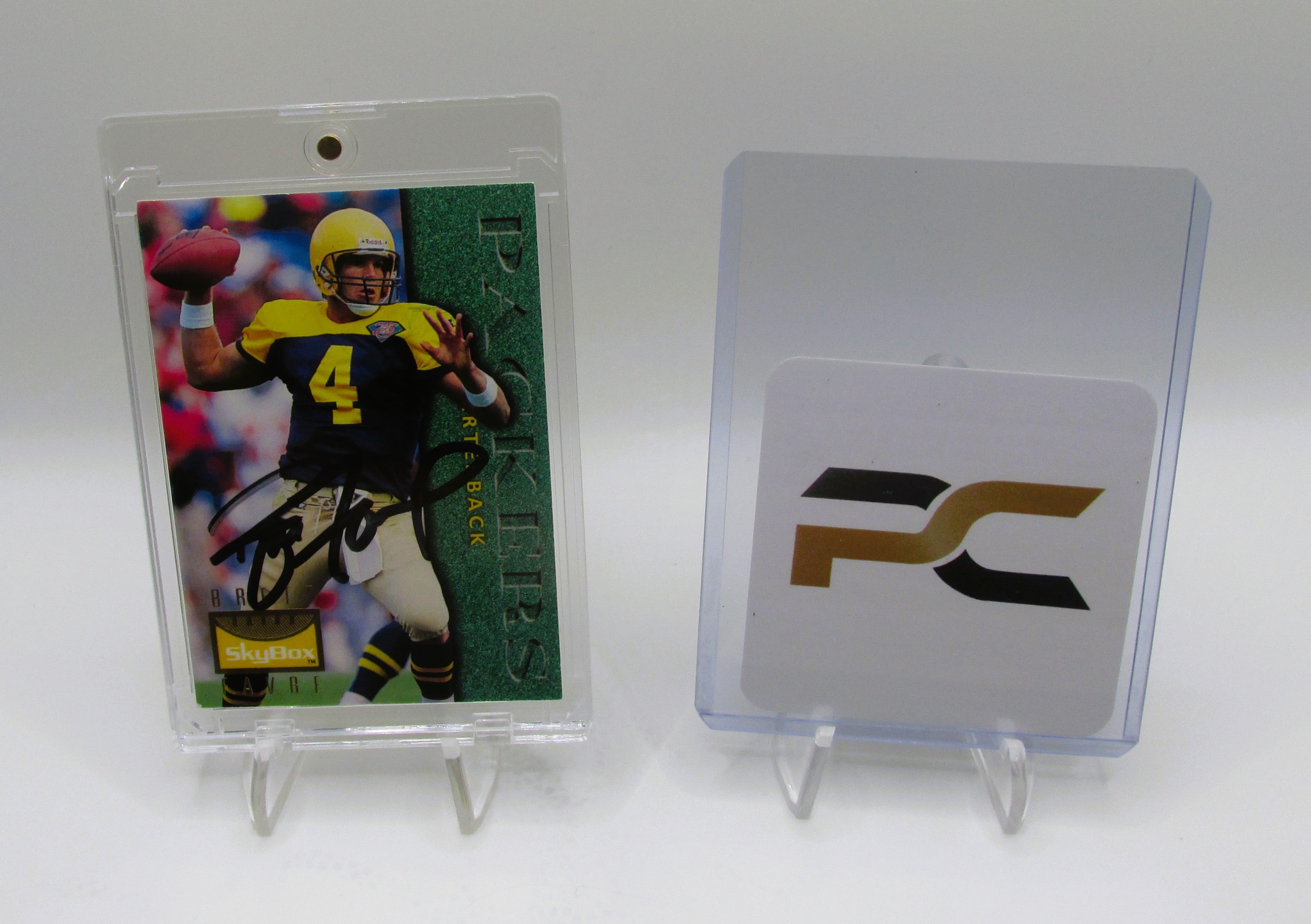 Brett Favre Signed Card With COA (PC484834) (Packers)