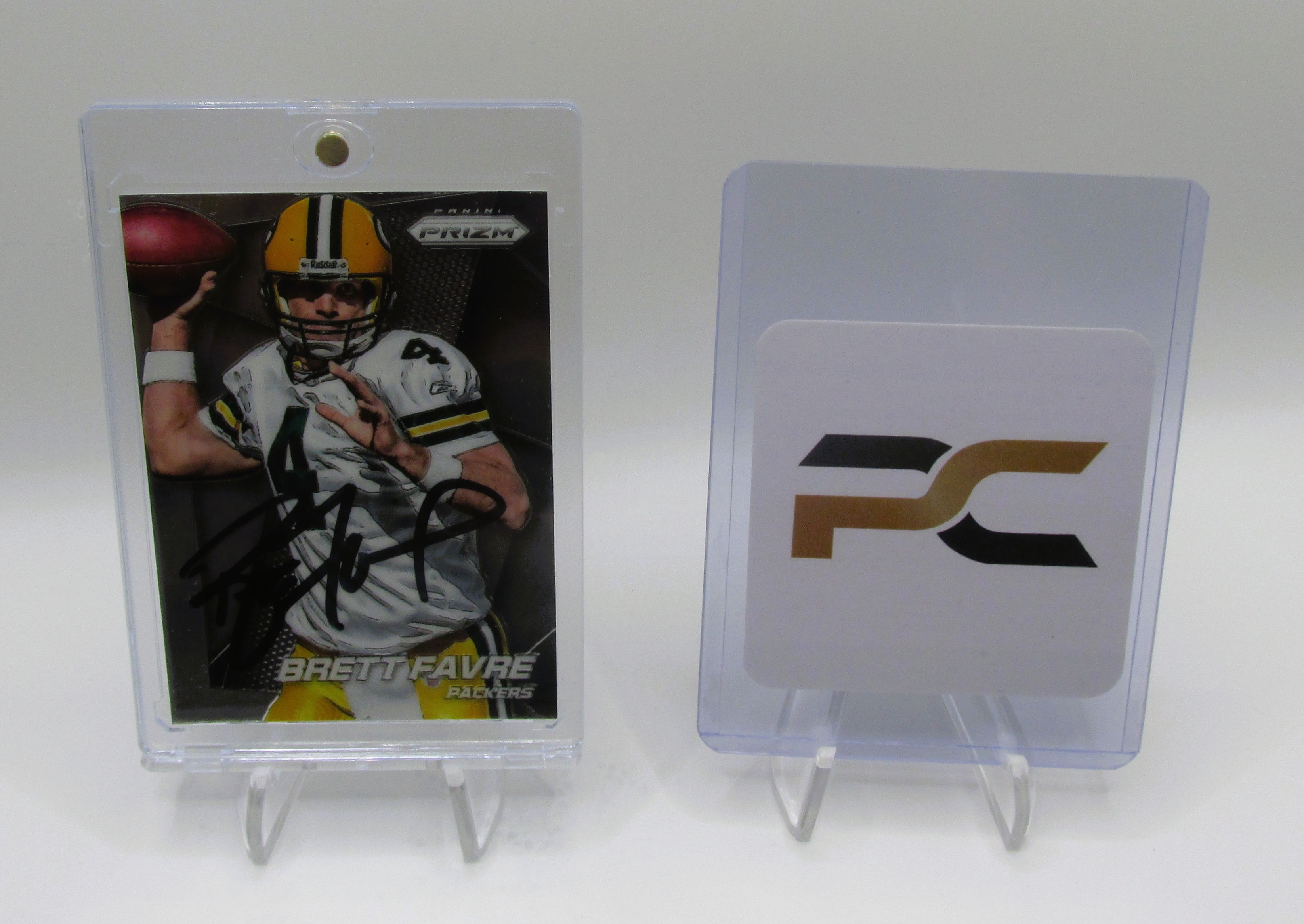 Brett Favre Signed Card With COA (PC484844) (Packers)