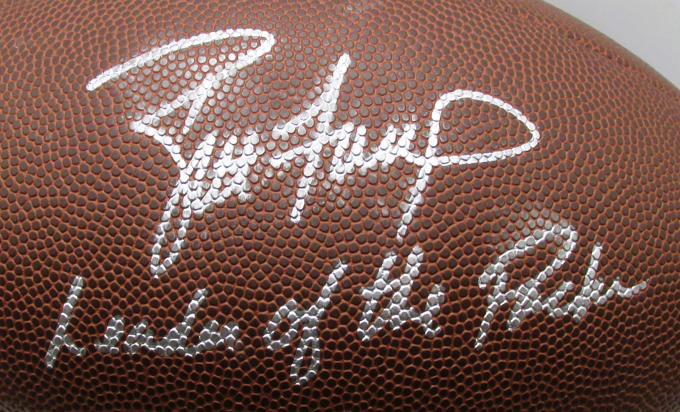 Brett Favre Signed Football With COA (986760) (Packers)