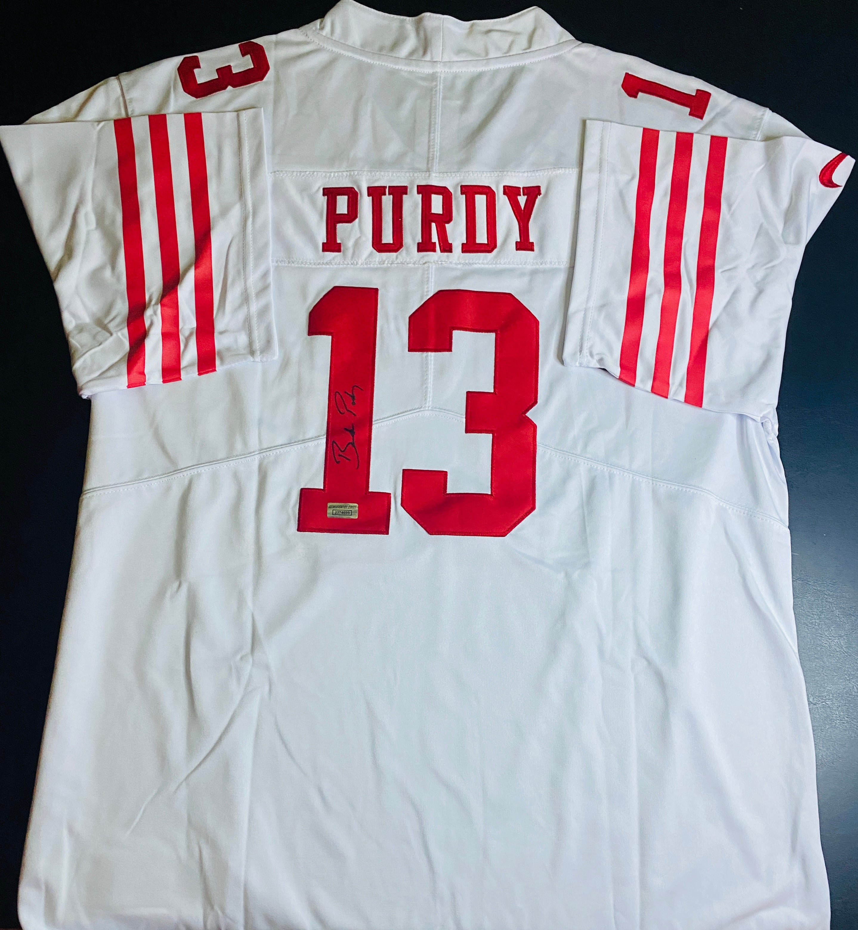 Brock Purdy Signed Jersey With COA (2374695) (49ers)