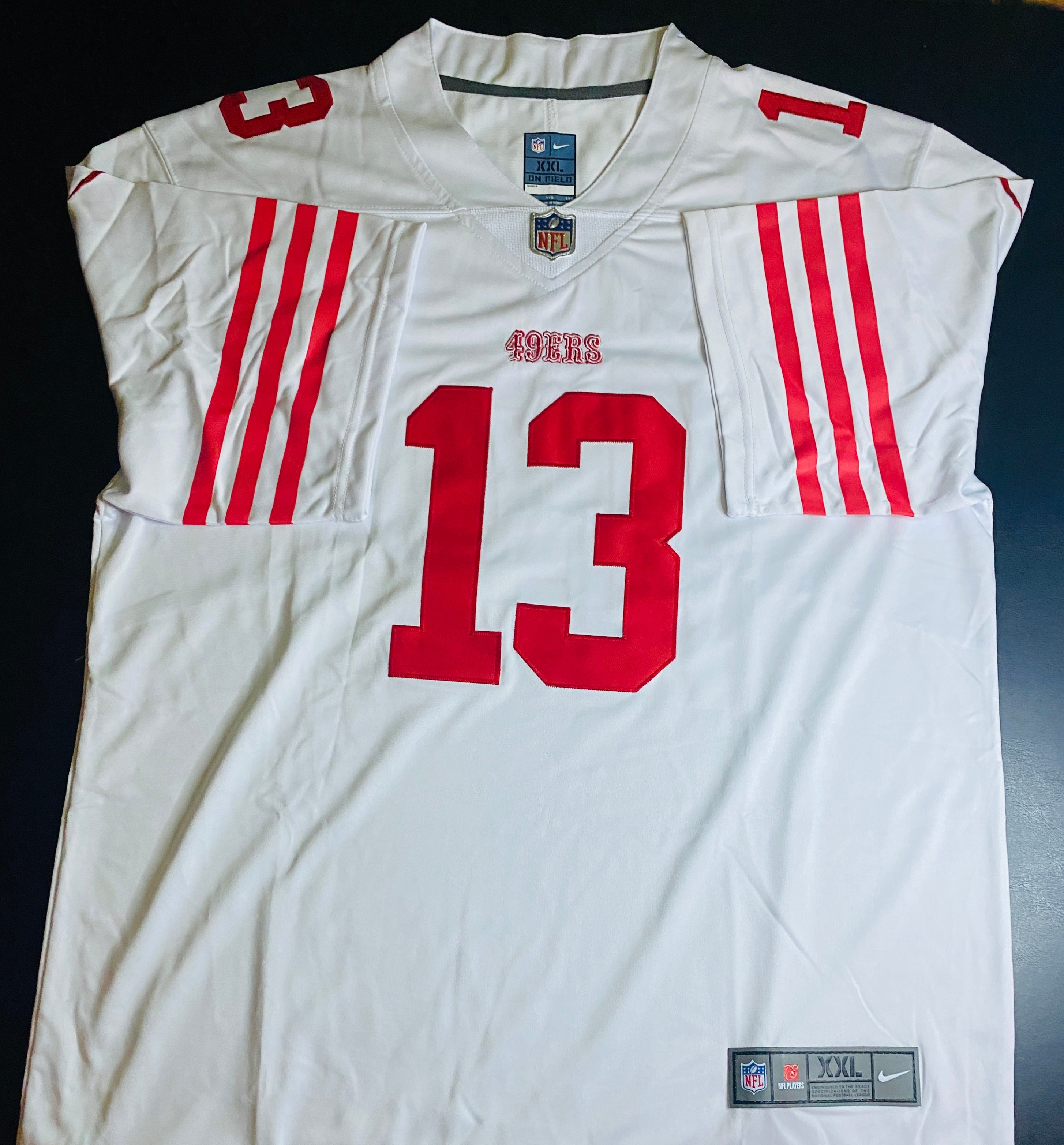 Brock Purdy Signed Jersey With COA (2374695) (49ers)
