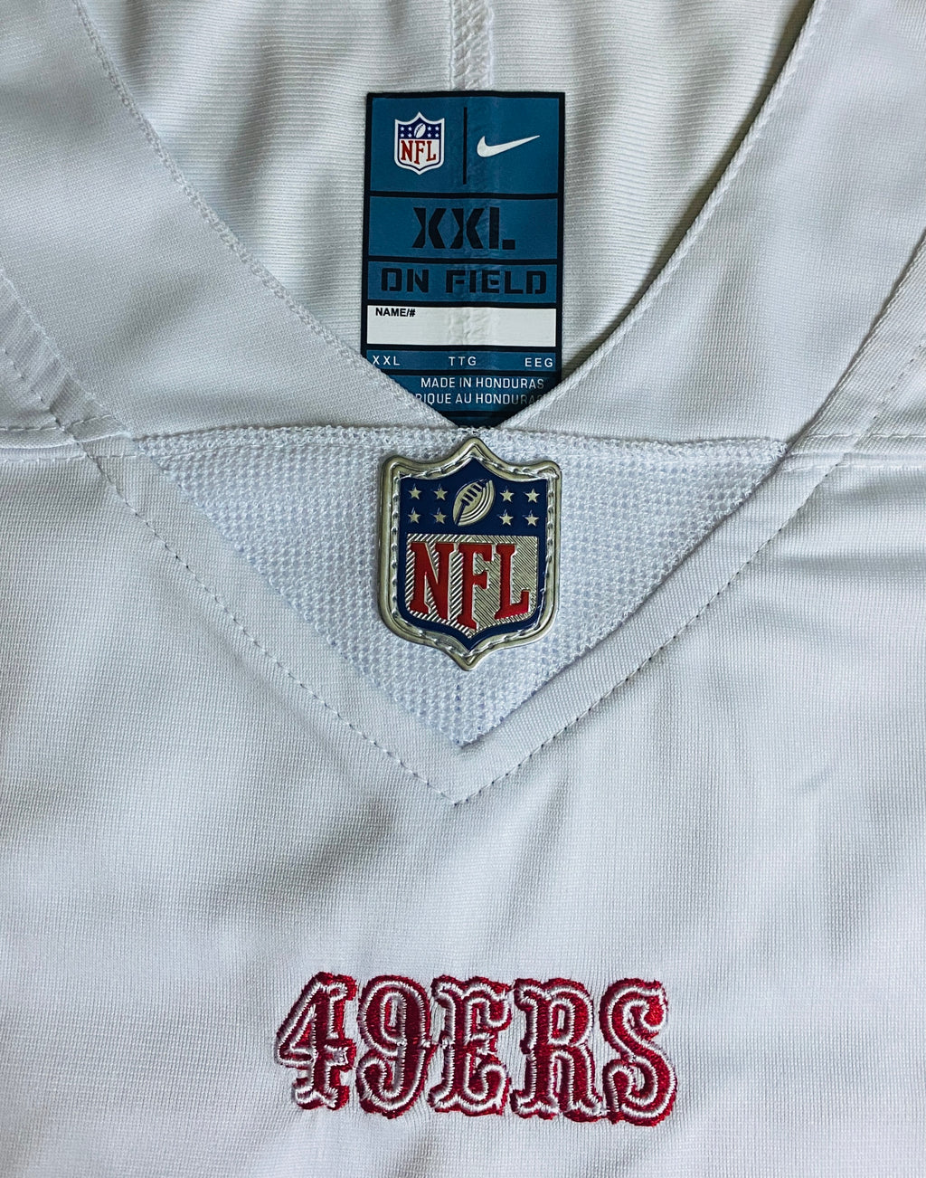 Brock Purdy Signed Jersey With COA (2374695) (49ers)