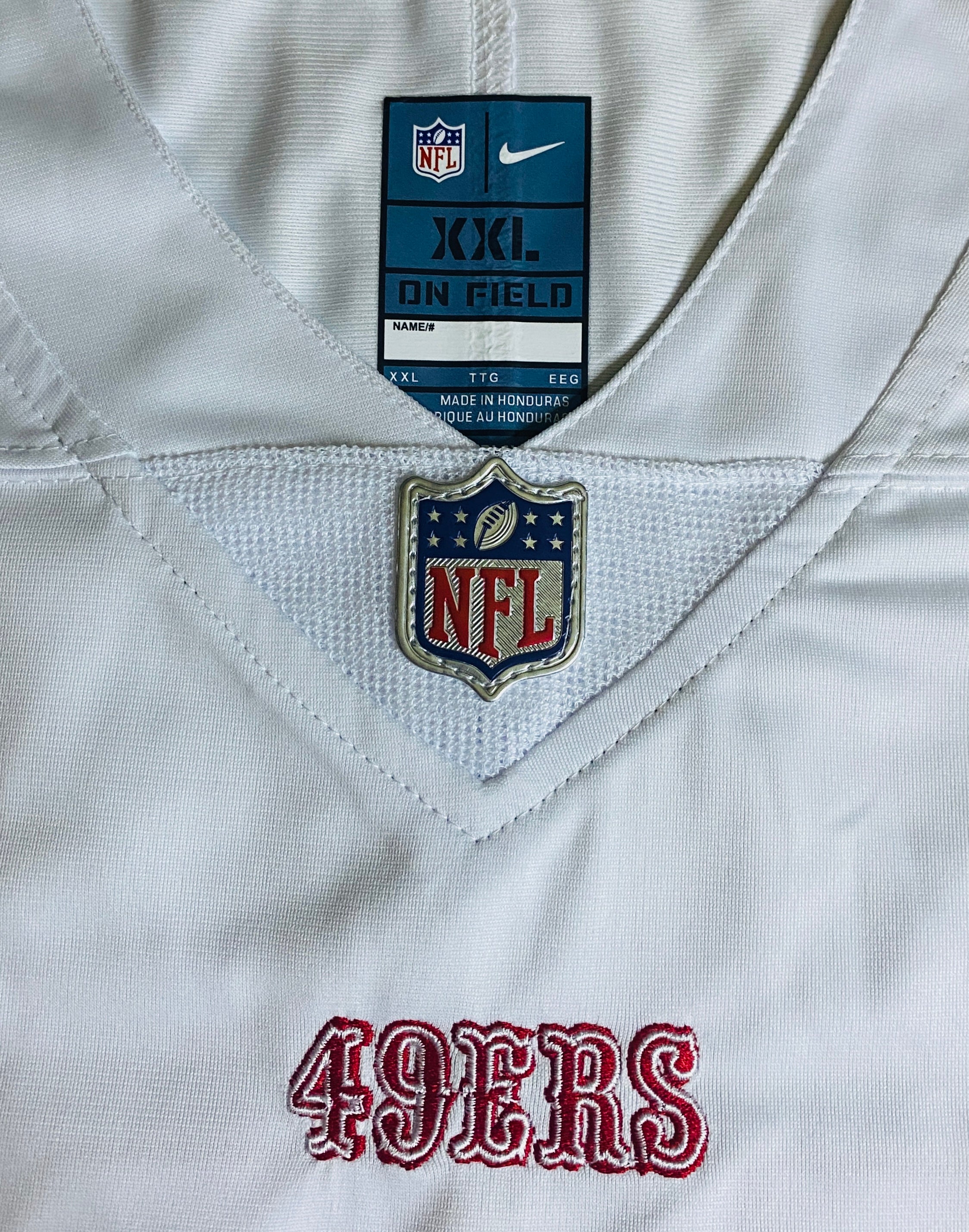 Brock Purdy Signed Jersey With COA (2374695) (49ers)