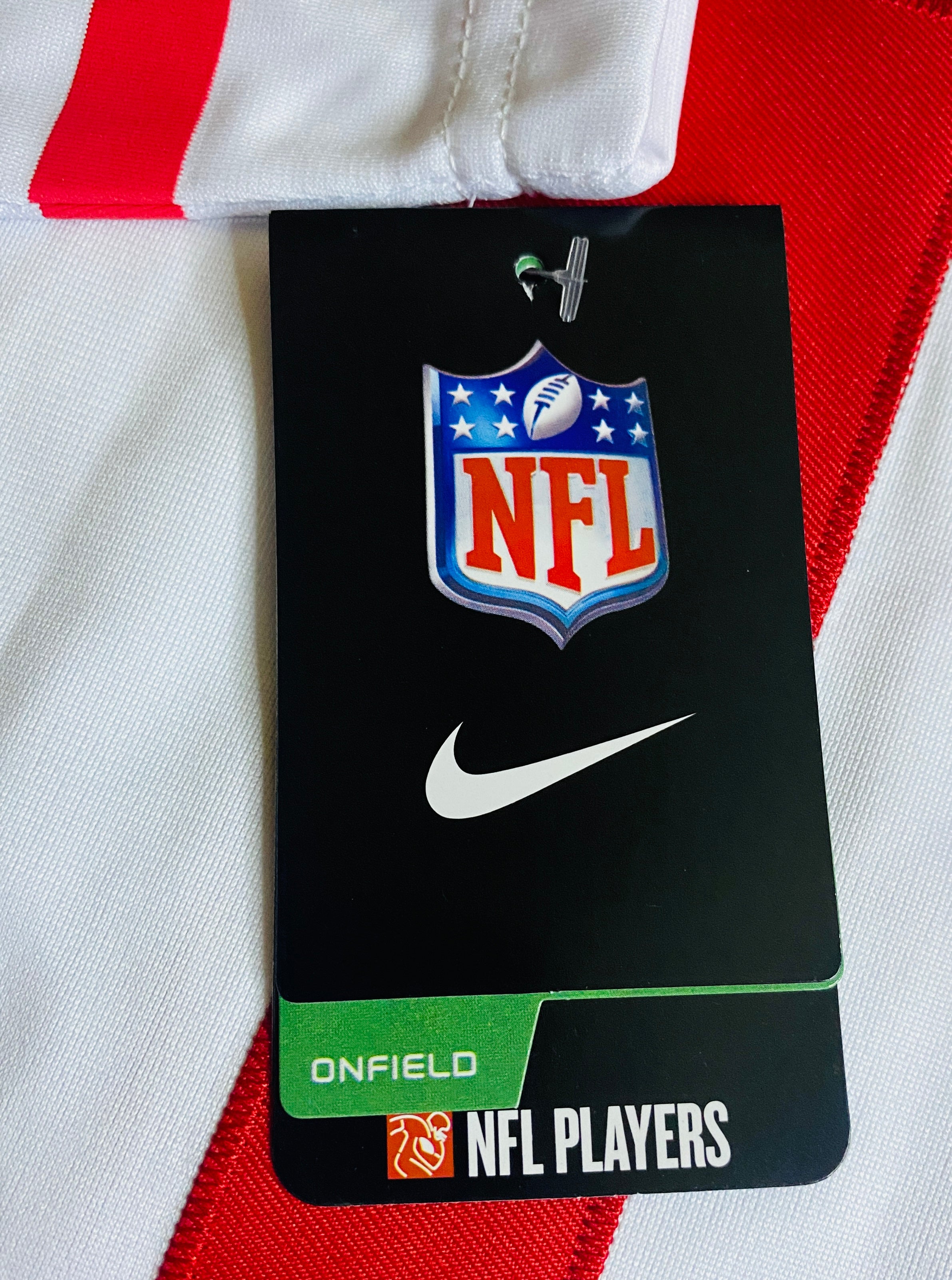 Brock Purdy Signed Jersey With COA (2374695) (49ers)