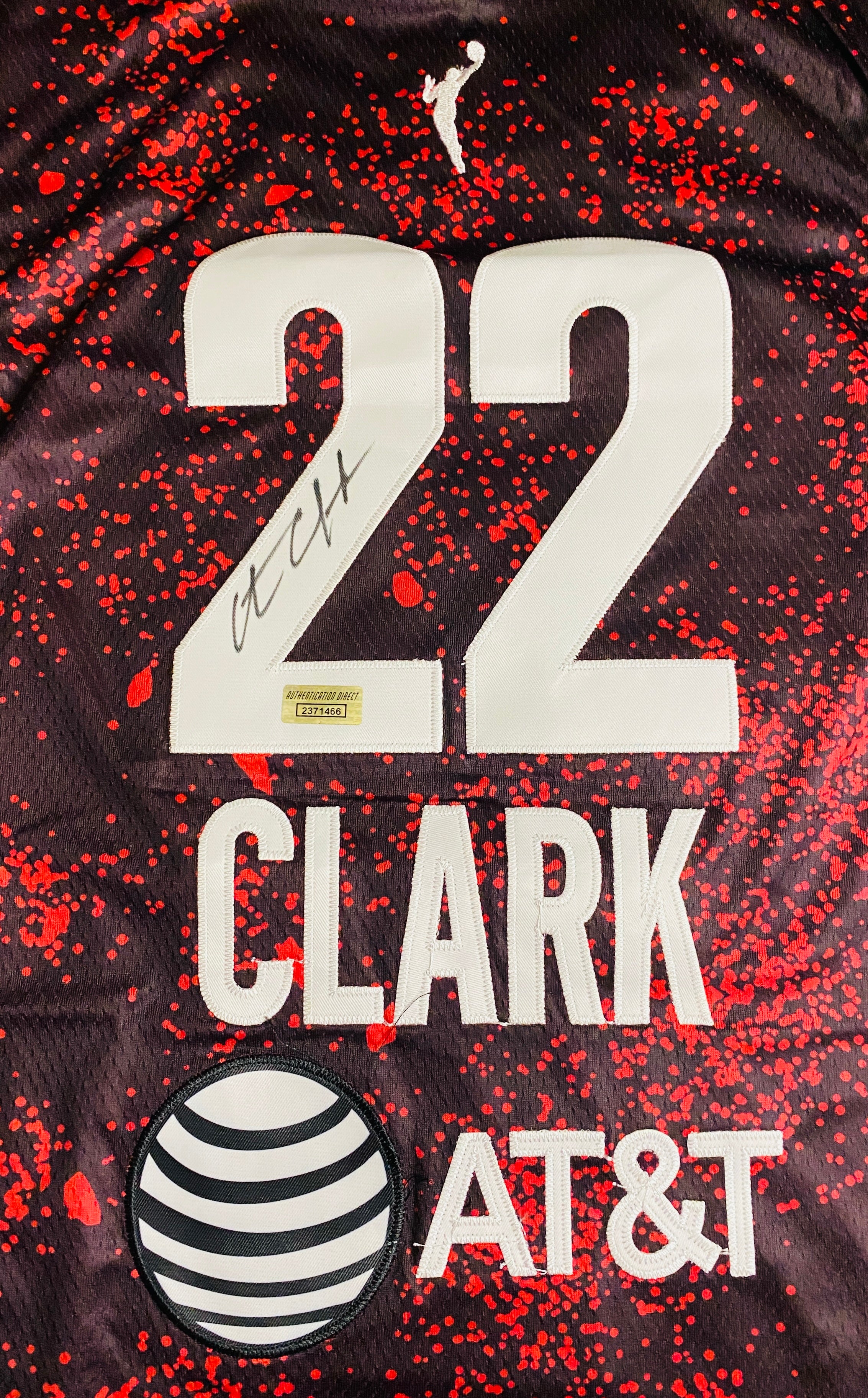 Caitlin Clark Signed Jersey With COA (2371466) (Fever)