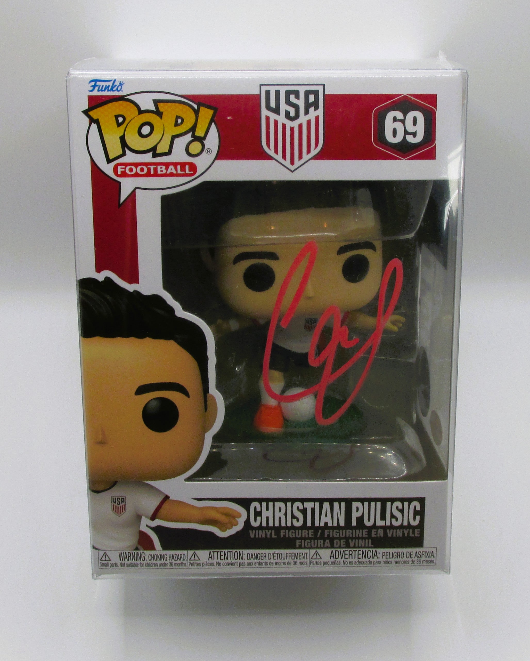 Christian Pulisic Signed Funko In Case With COA (A53838) (USA)