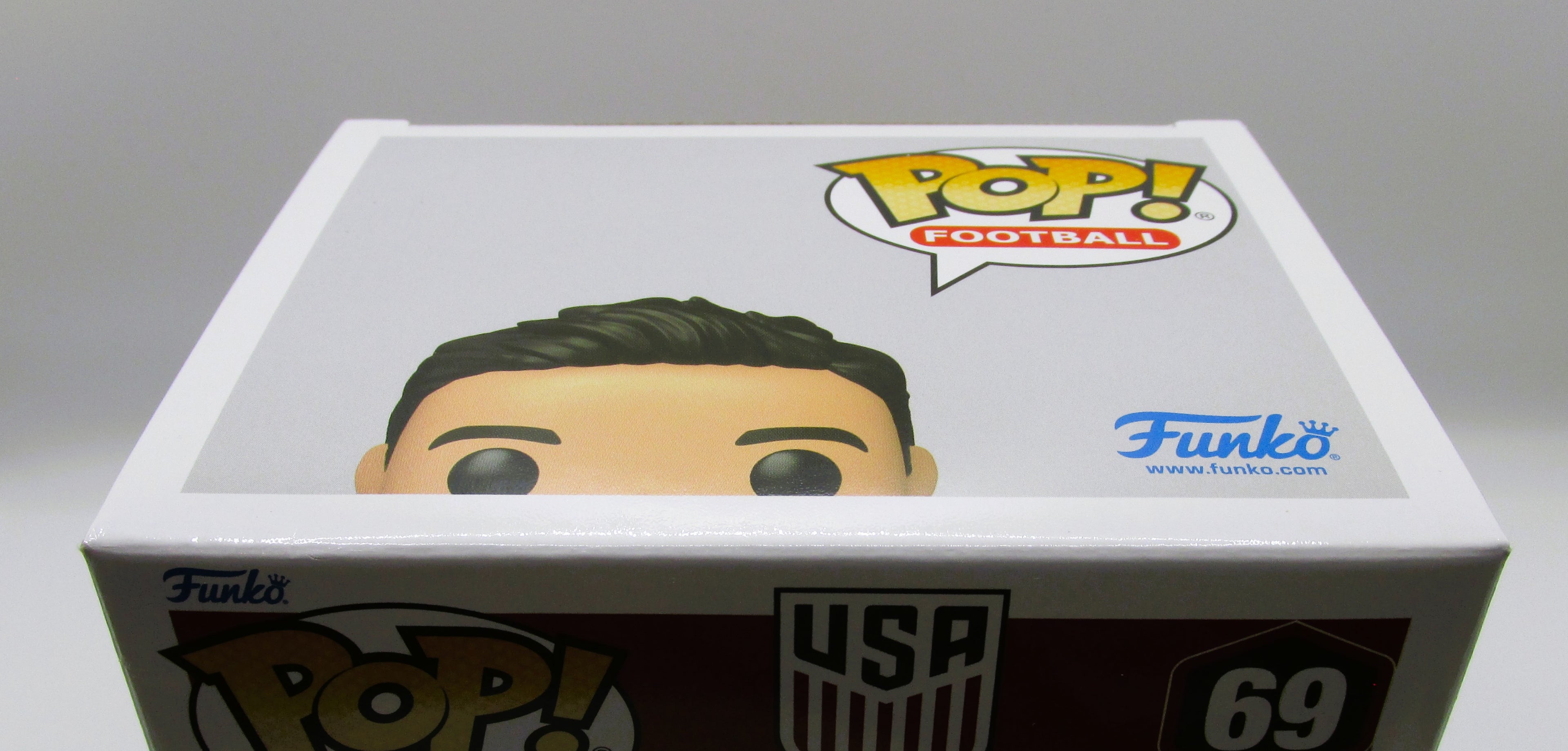 Christian Pulisic Signed Funko In Case With COA (PC483400) (Team USA)