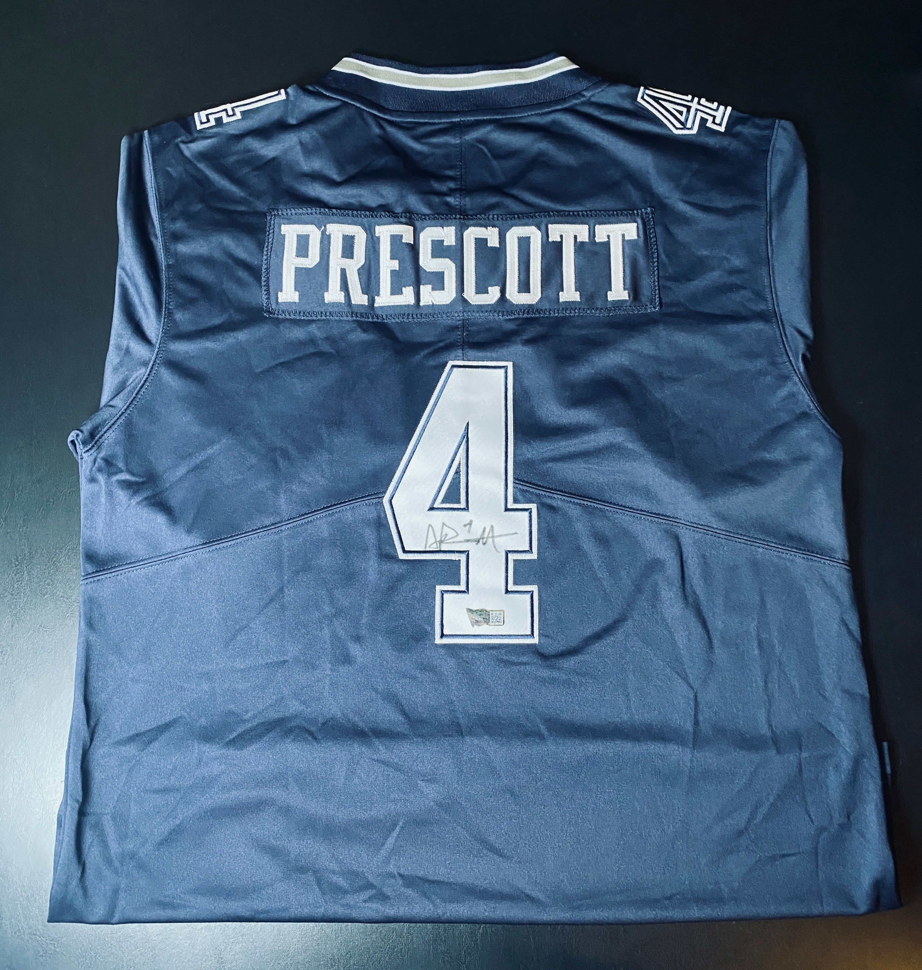 Dak Prescott Signed Jersey With COA (760236) (Cowboys)