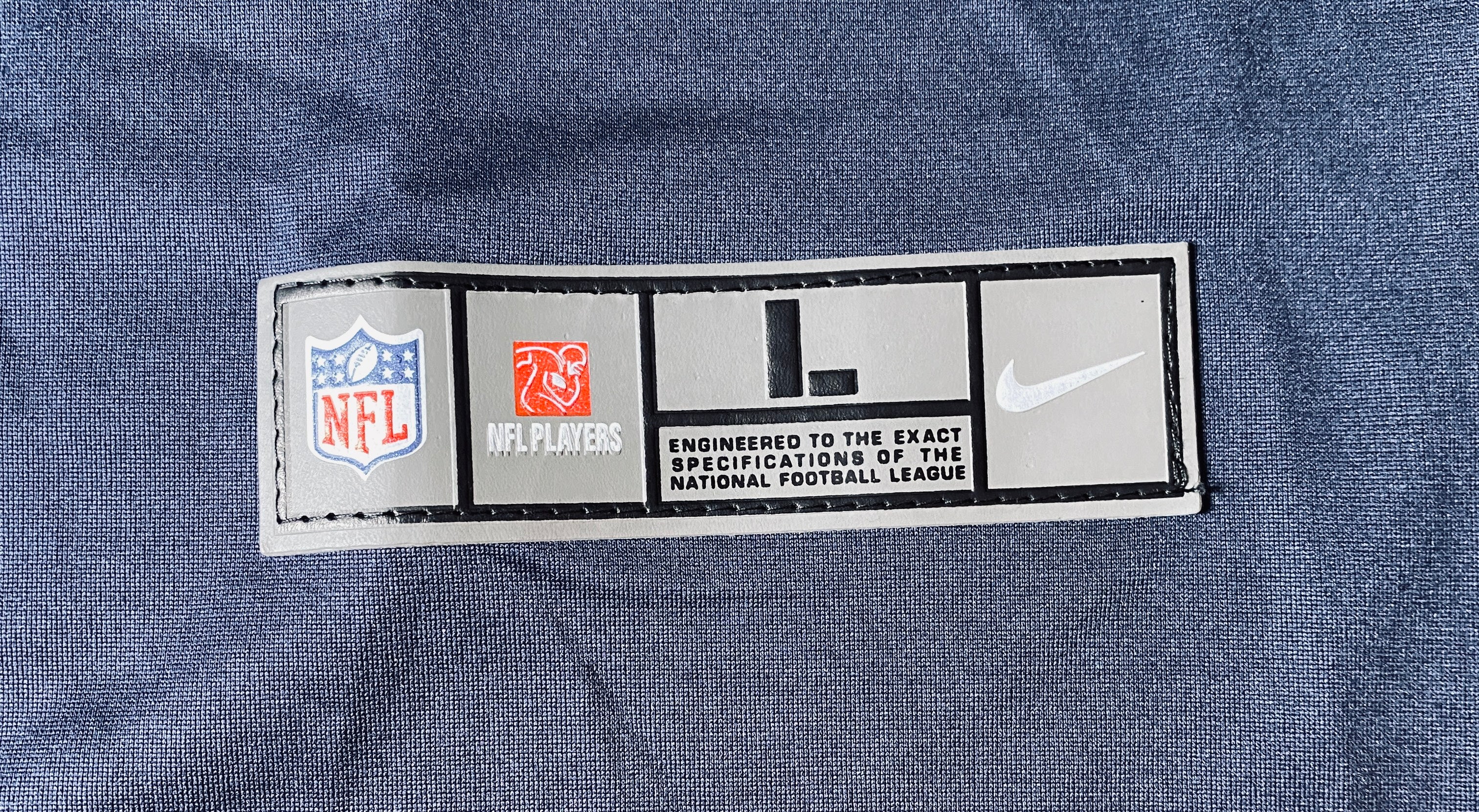 Dak Prescott Signed Jersey With COA (760236) (Cowboys)