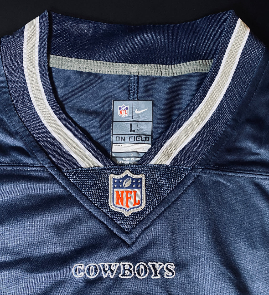 Dak Prescott Signed Jersey With COA (760236) (Cowboys)