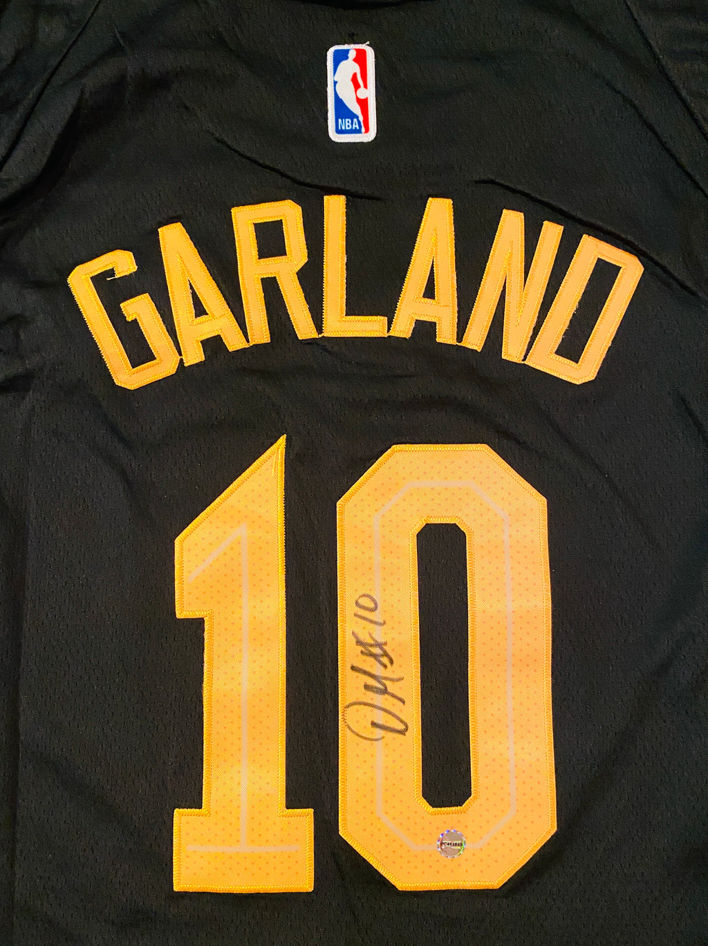 Darius Garlund Signed Authentic Jersey With COA (PC485849) (Cavaliers)