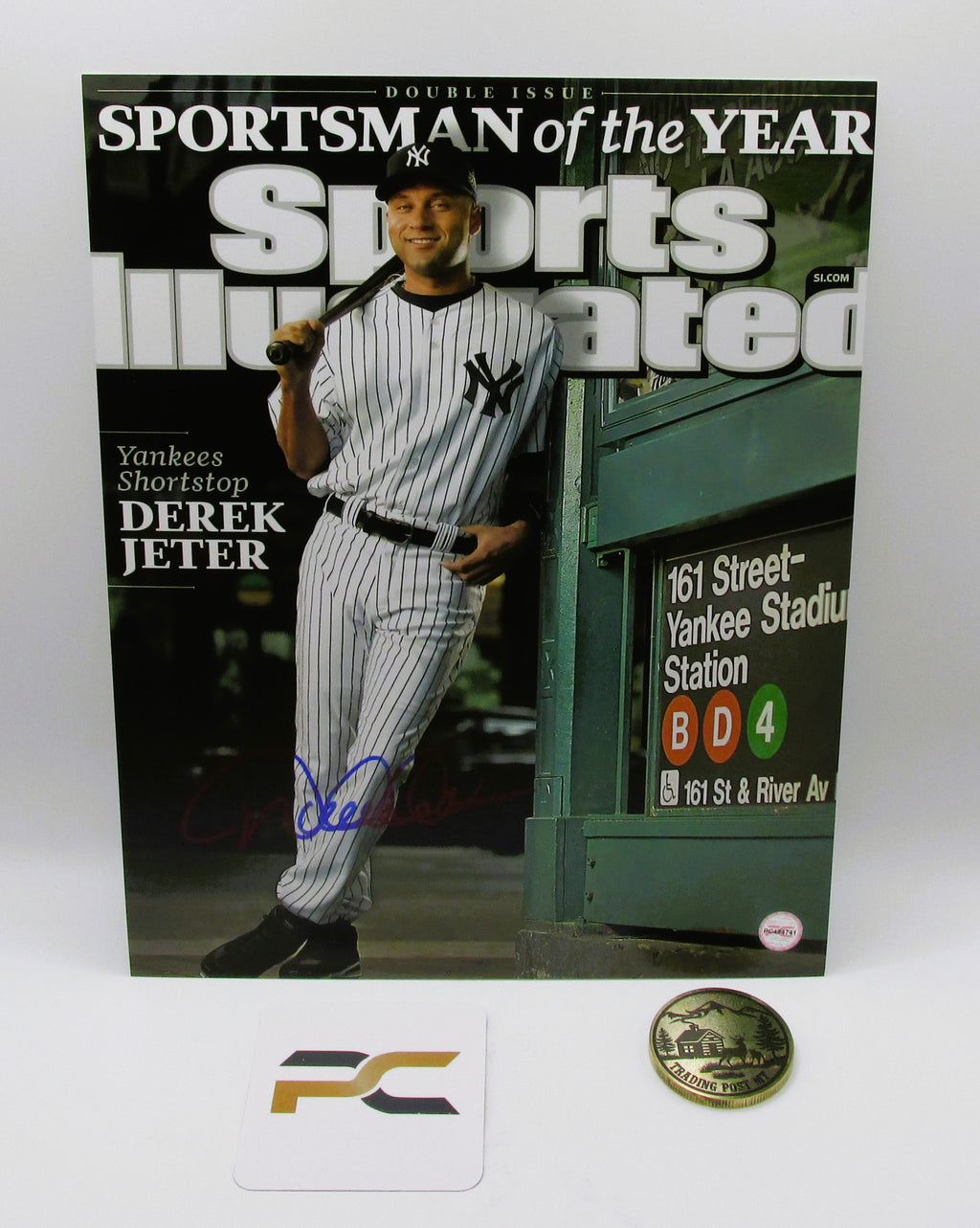 Derek Jeter Signed 8x10 Photo With COA (PC484741) (Yankees)