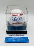 Derek Jeter Signed Baseball In Case With COA (2372827) (Yankees)