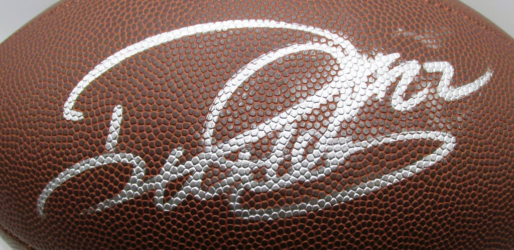 Derrick Henry Signed Football With COA (986781) (Ravens)