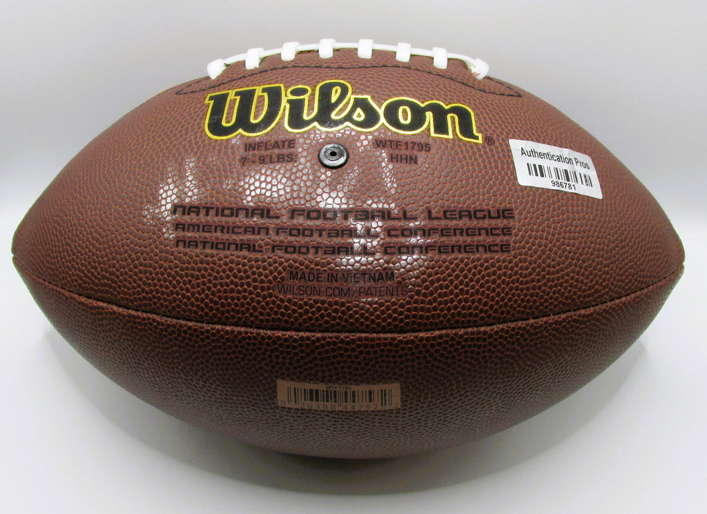 Derrick Henry Signed Football With COA (986781) (Ravens)