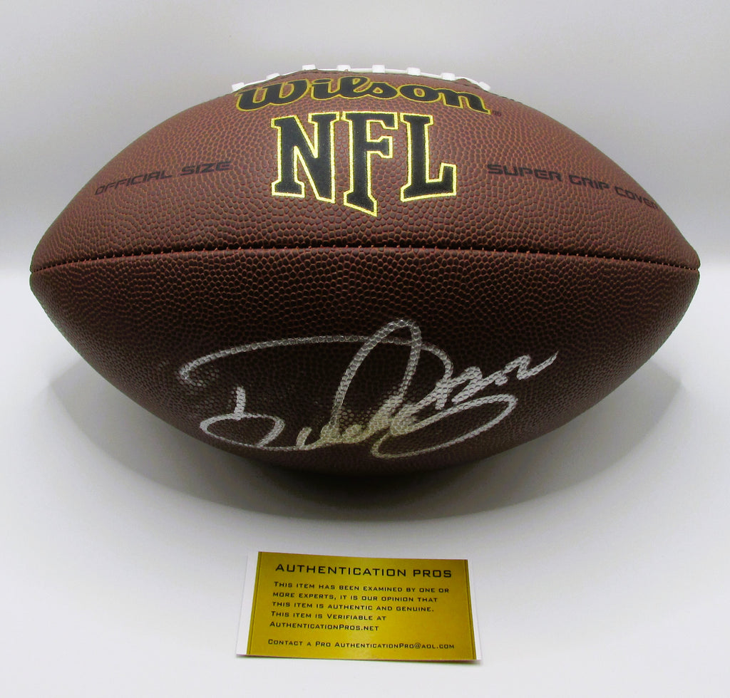 Derrick Henry Signed Football With COA (986784) (Ravens)