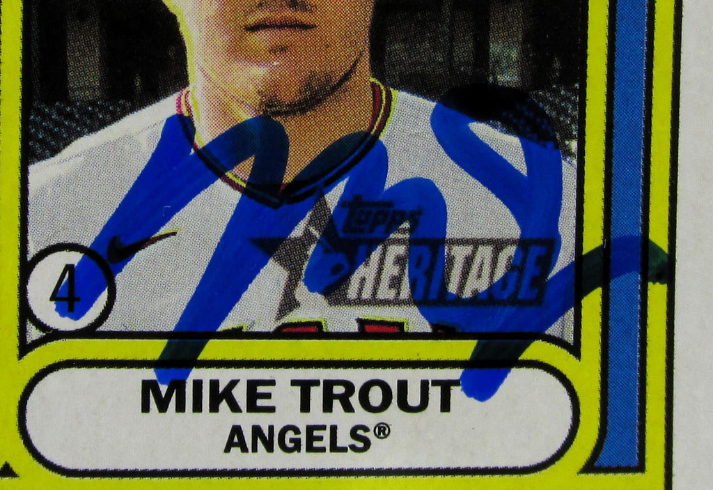 Mike Trout Signed Card With COA (PC482558) (Angels)