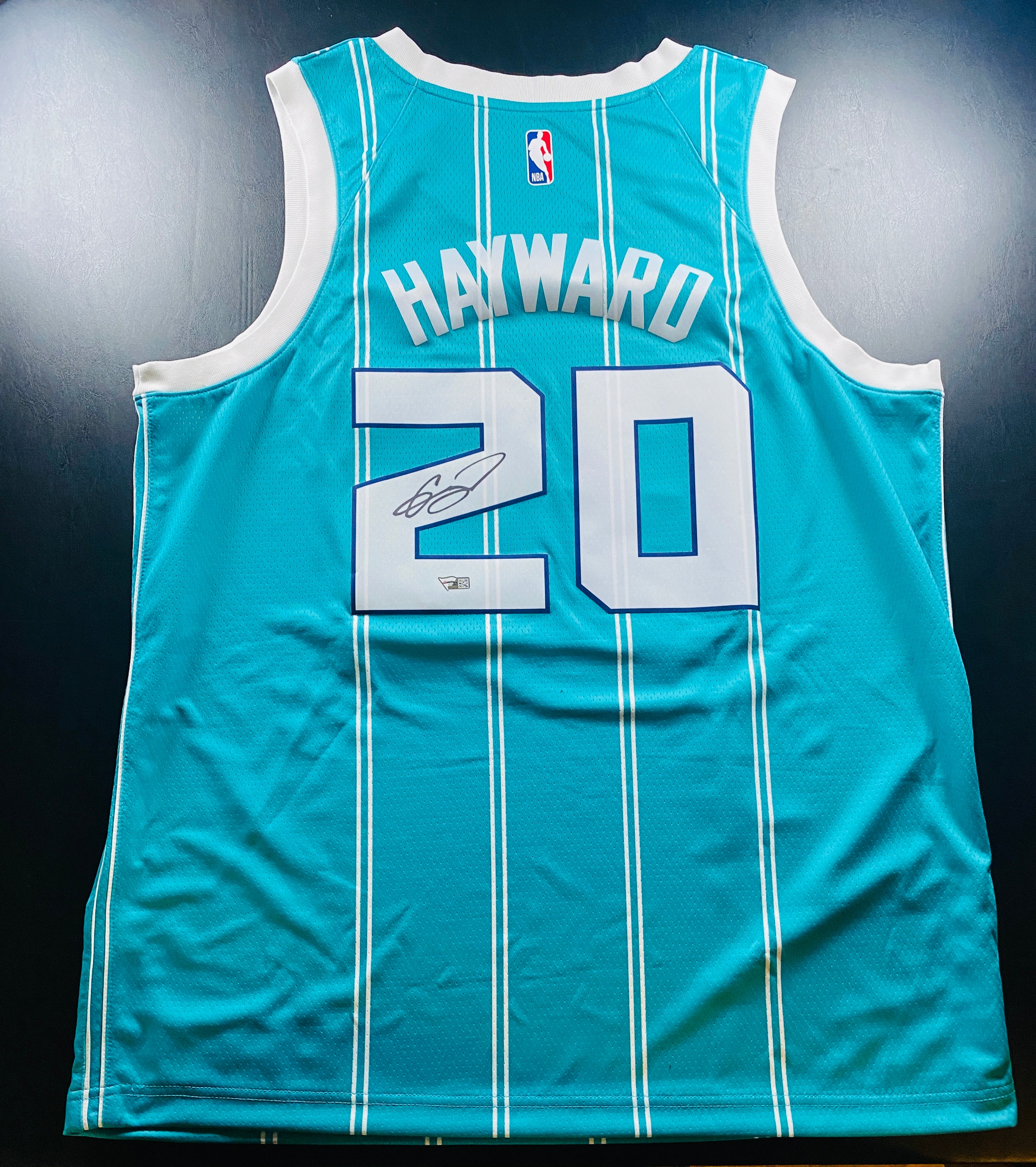 Gordon Hayward Signed Authentic Swingman Jersey With Fanatics COA (B376287)