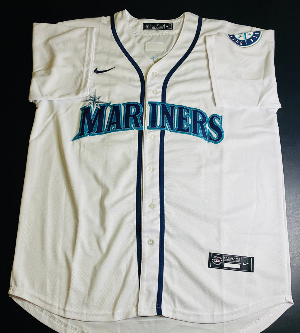 Ichiro Suzuki Signed Jersey With COA (A52880) (Mariners)