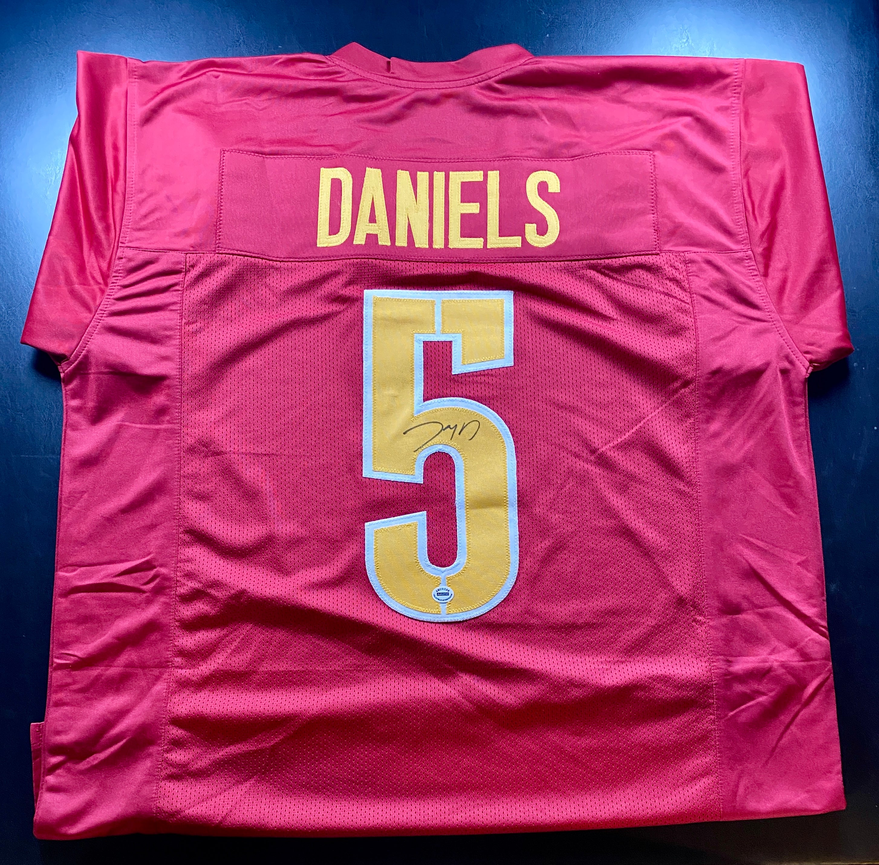 Jayden Daniels Signed Jersey With COA (A46896) (Commanders)