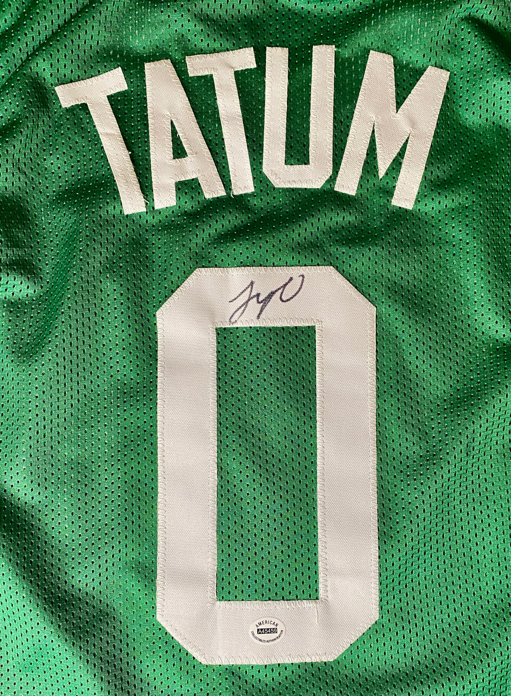 Jayson Tatum Signed Jersey With COA (A45459) (Celtics)