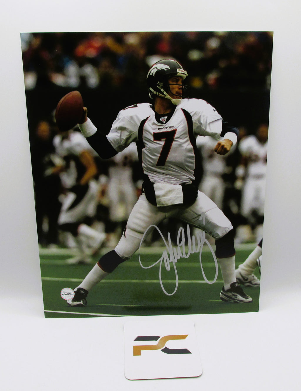 John Elway Signed 8x10 Photo With COA (PC485125) (Broncos)