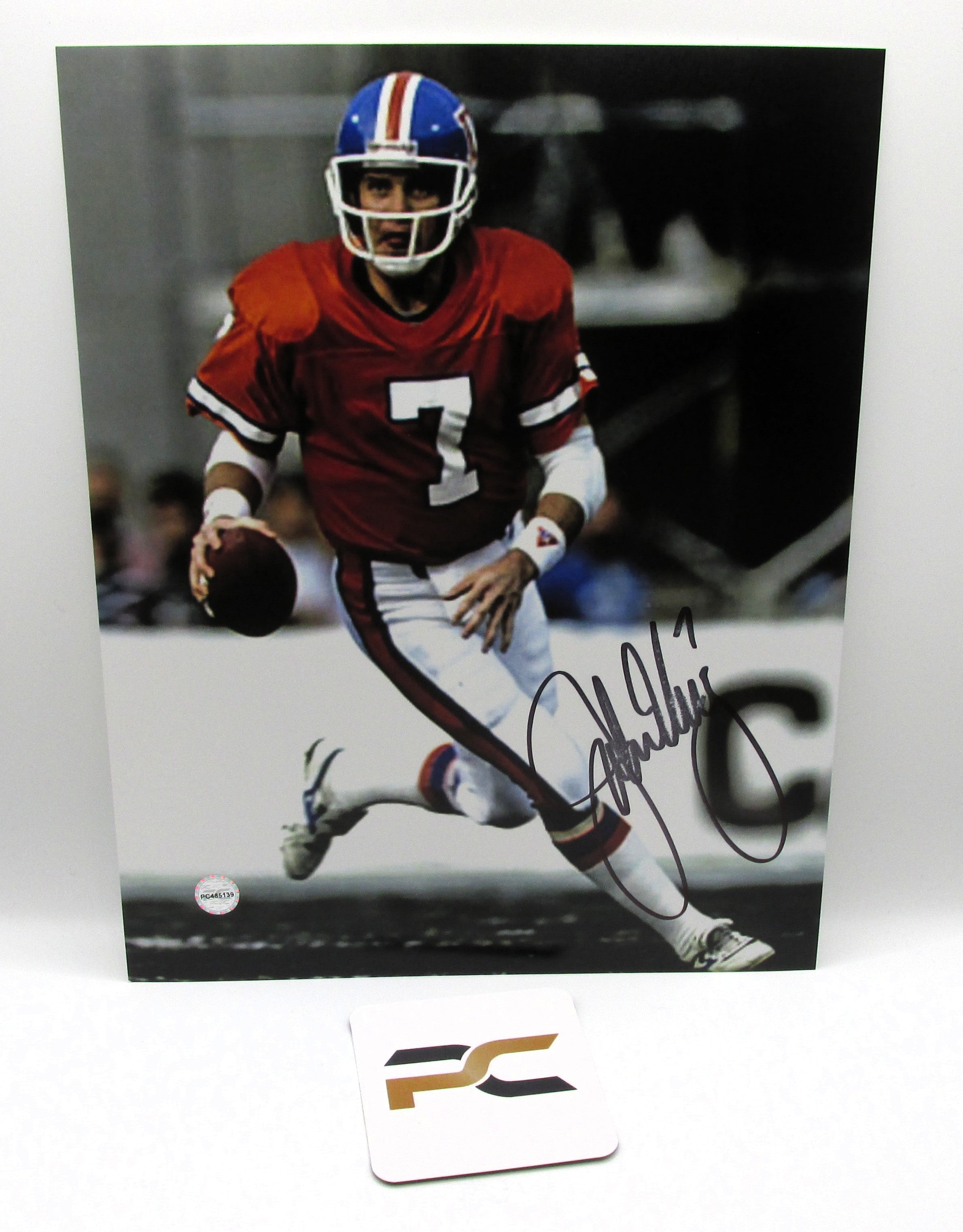 John Elway Signed 8x10 Photo With COA (PC485139) (Broncos)