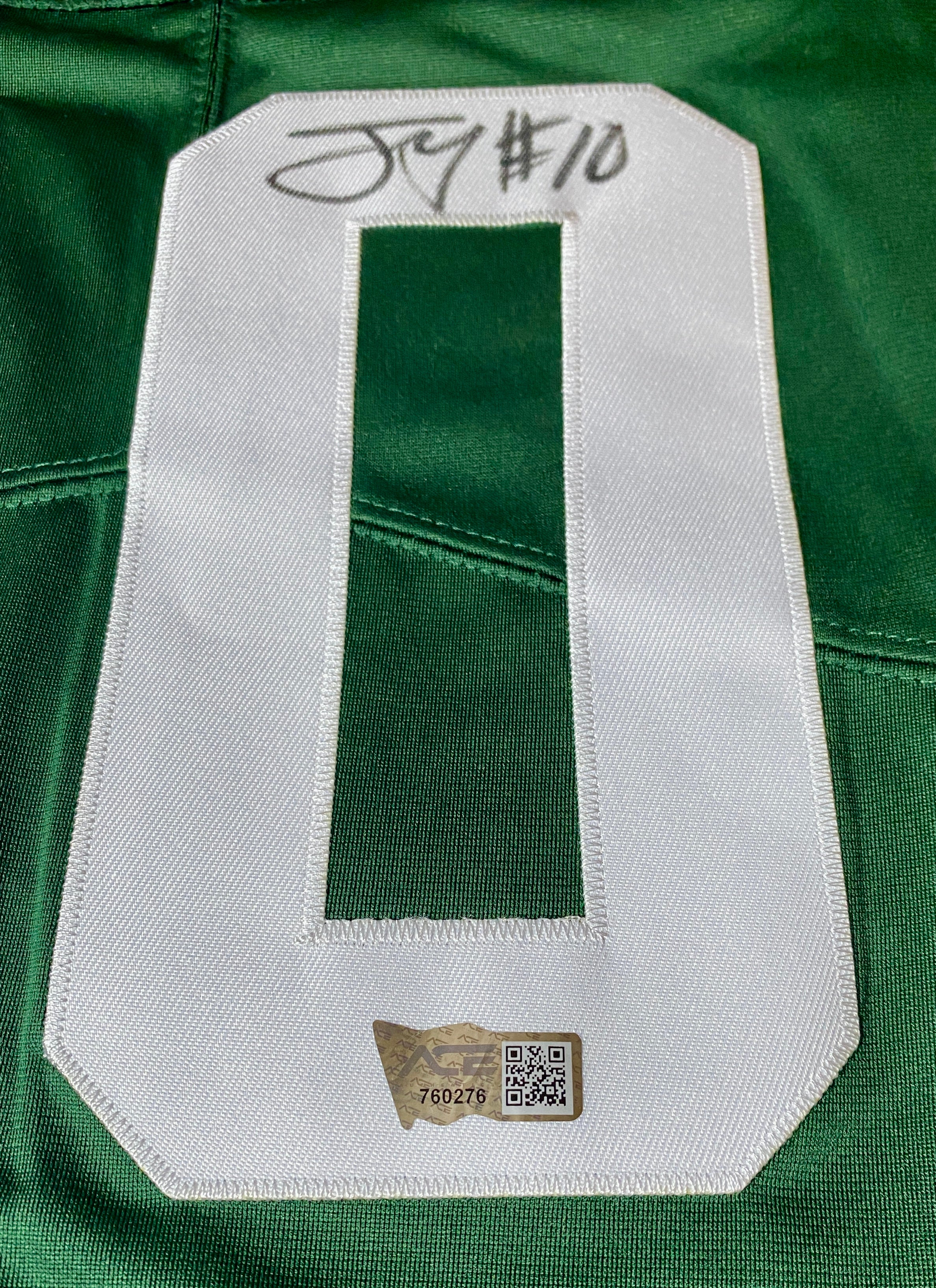 Jordan Love Signed NFL Jersey With COA (760276) (Packers)