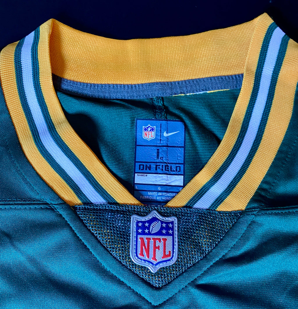 Jordan Love Signed NFL Jersey With COA (760276) (Packers)