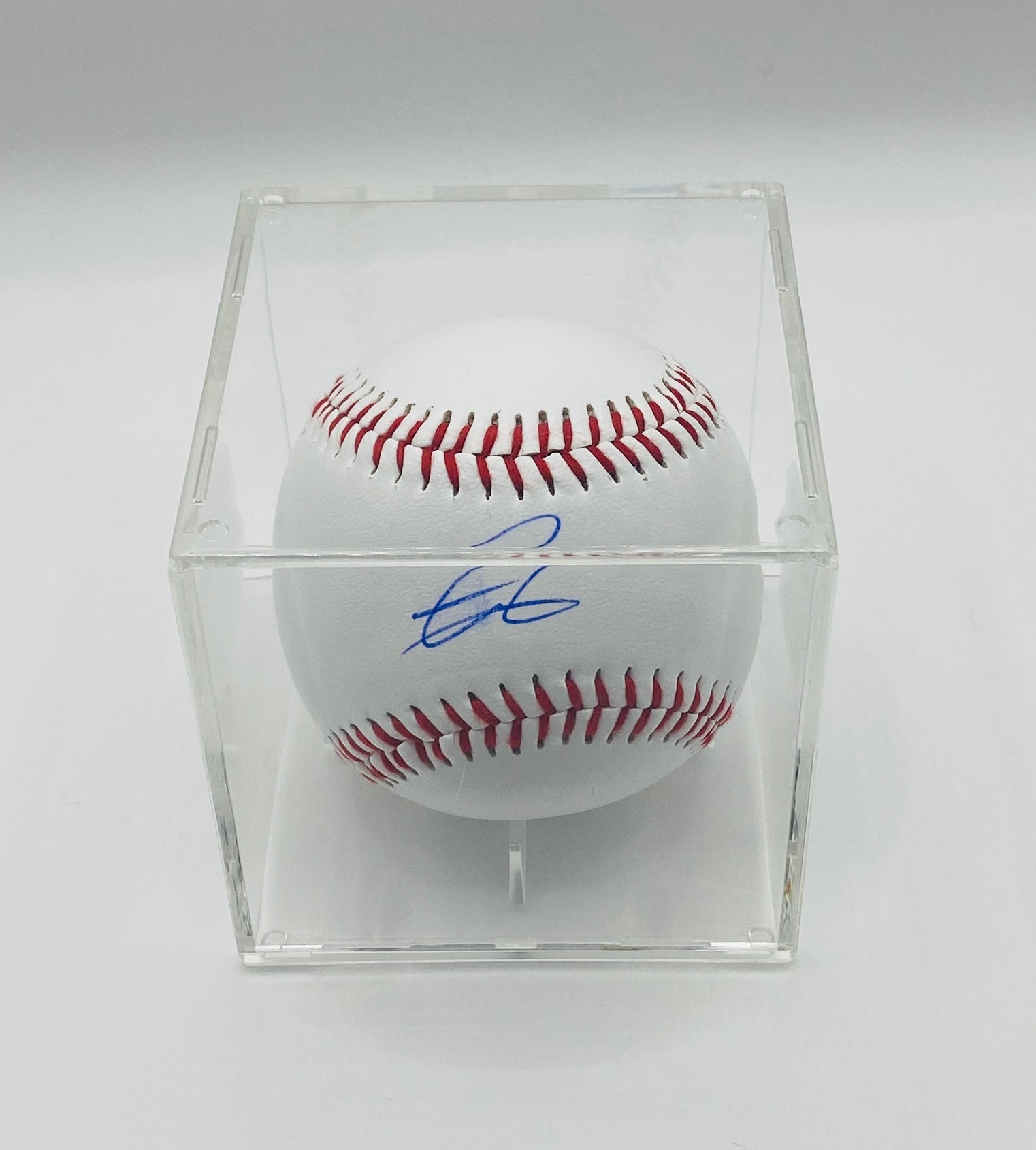 Julio Rodriguez Signed Baseball In Case With COA (984443) (Mariners)