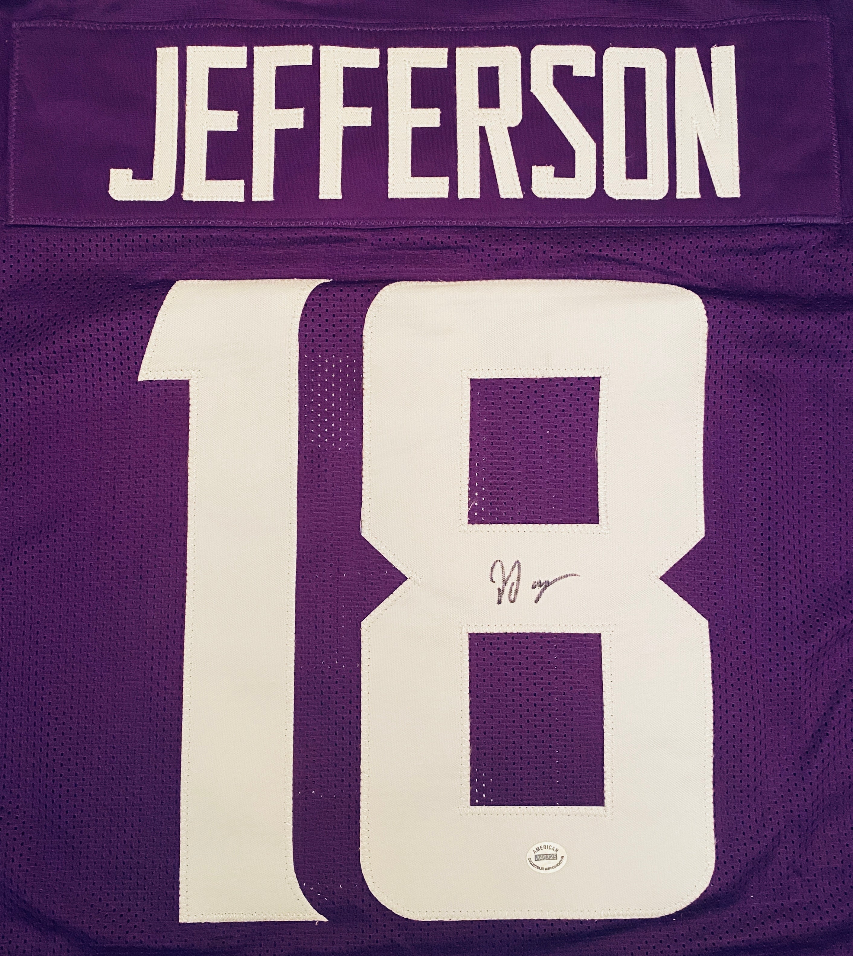 Justin Jefferson Signed Jersey With COA (A46725) (Vikings)
