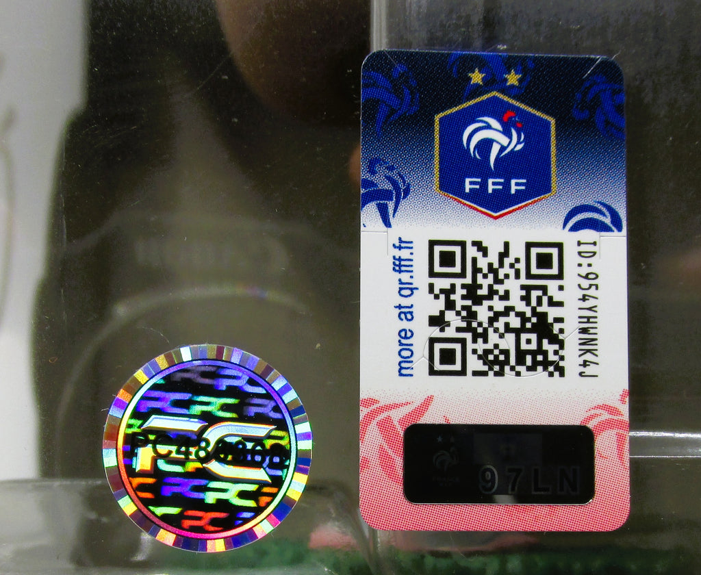 Kylian Mbappe Signed Funko in Case With COA (PC483368) (France)