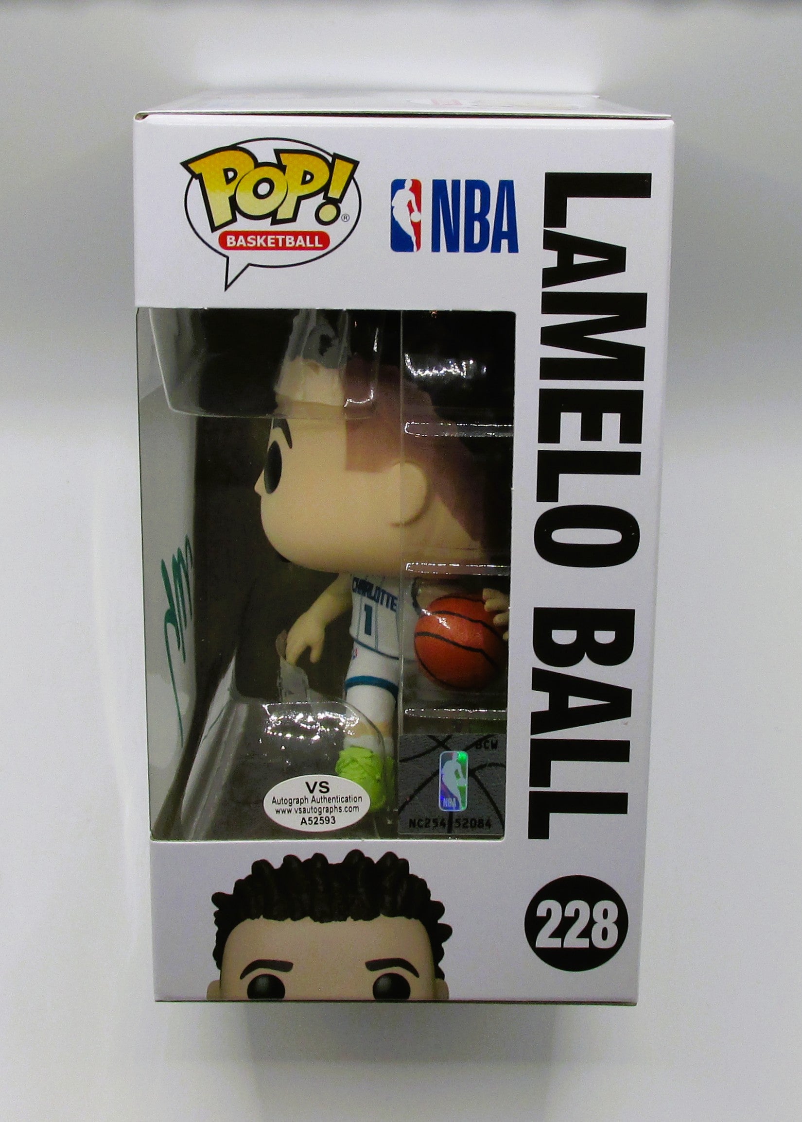 LaMelo Ball Signed Funko In Case With COA (A52593) (Hornets)