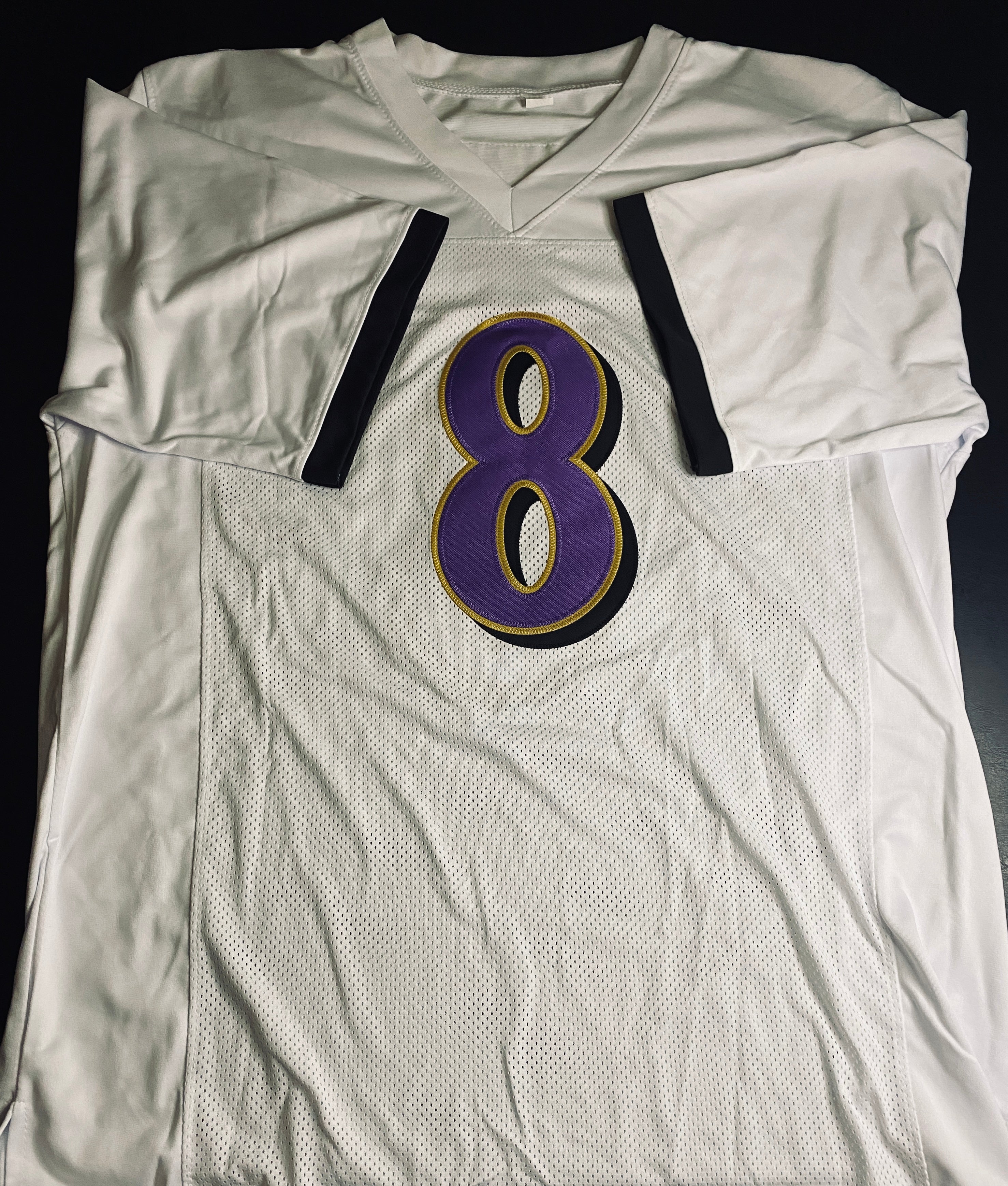 Lamar Jackson Signed Jersey With COA (PC608937) (Ravens)