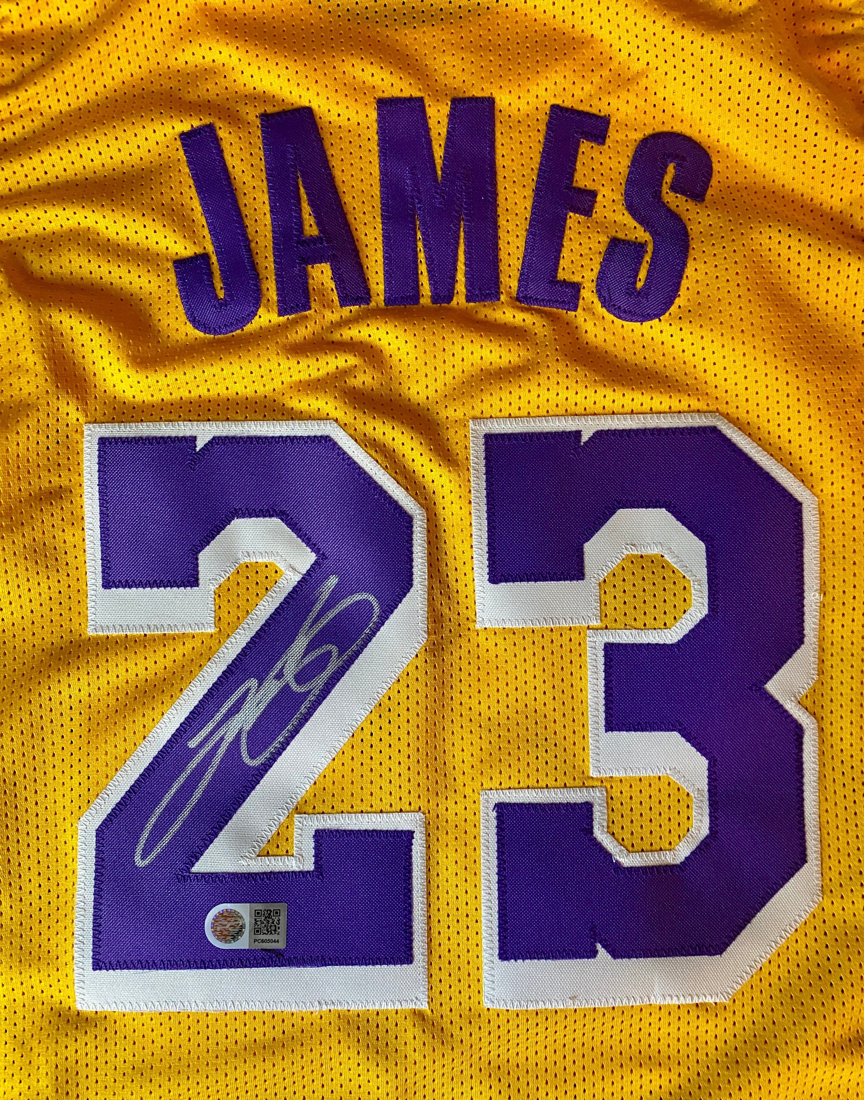 LeBron James Signed and Framed Jersey With COA (PC605044) (Lakers)