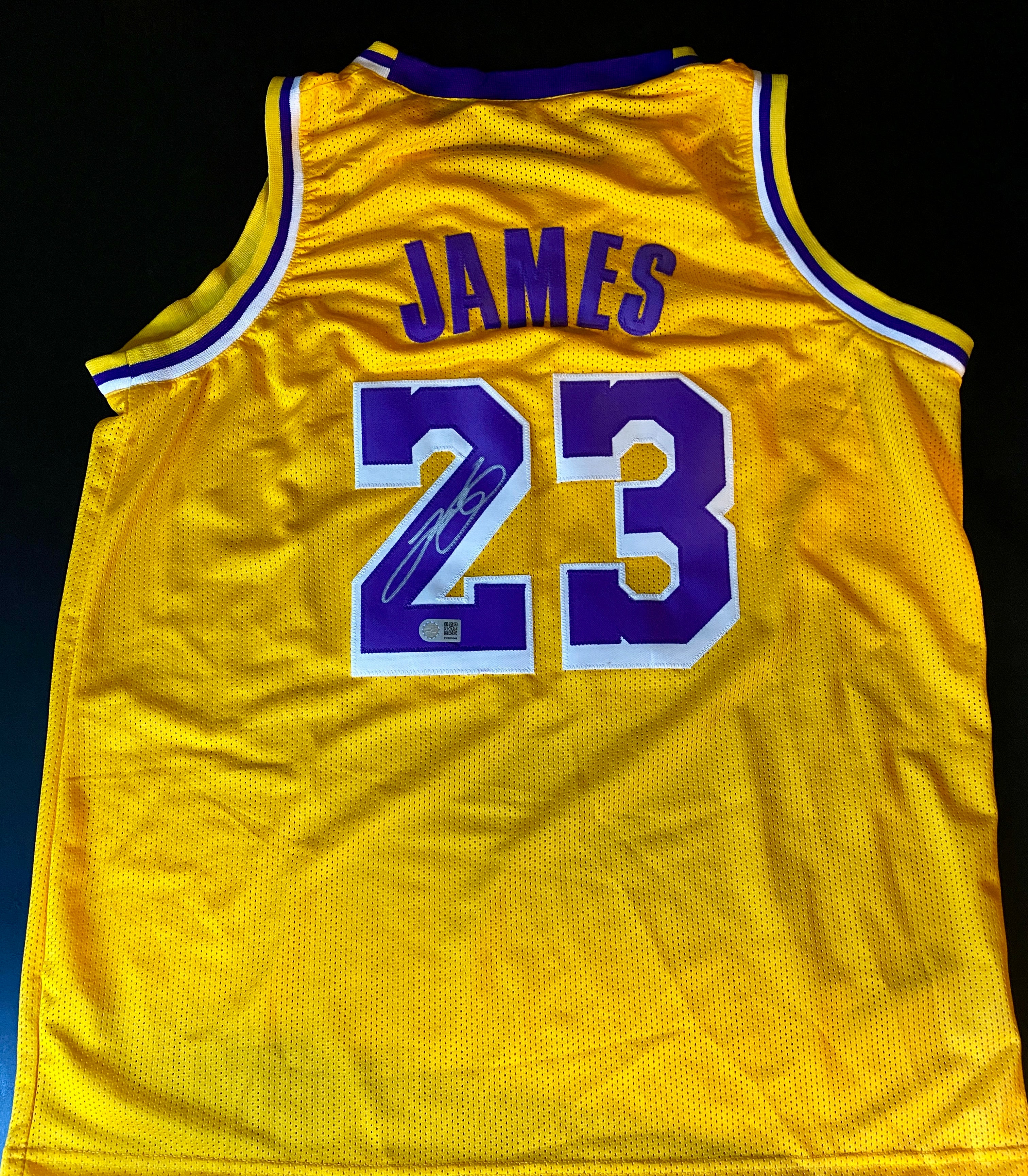 LeBron James Signed and Framed Jersey With COA (PC605044) (Lakers)