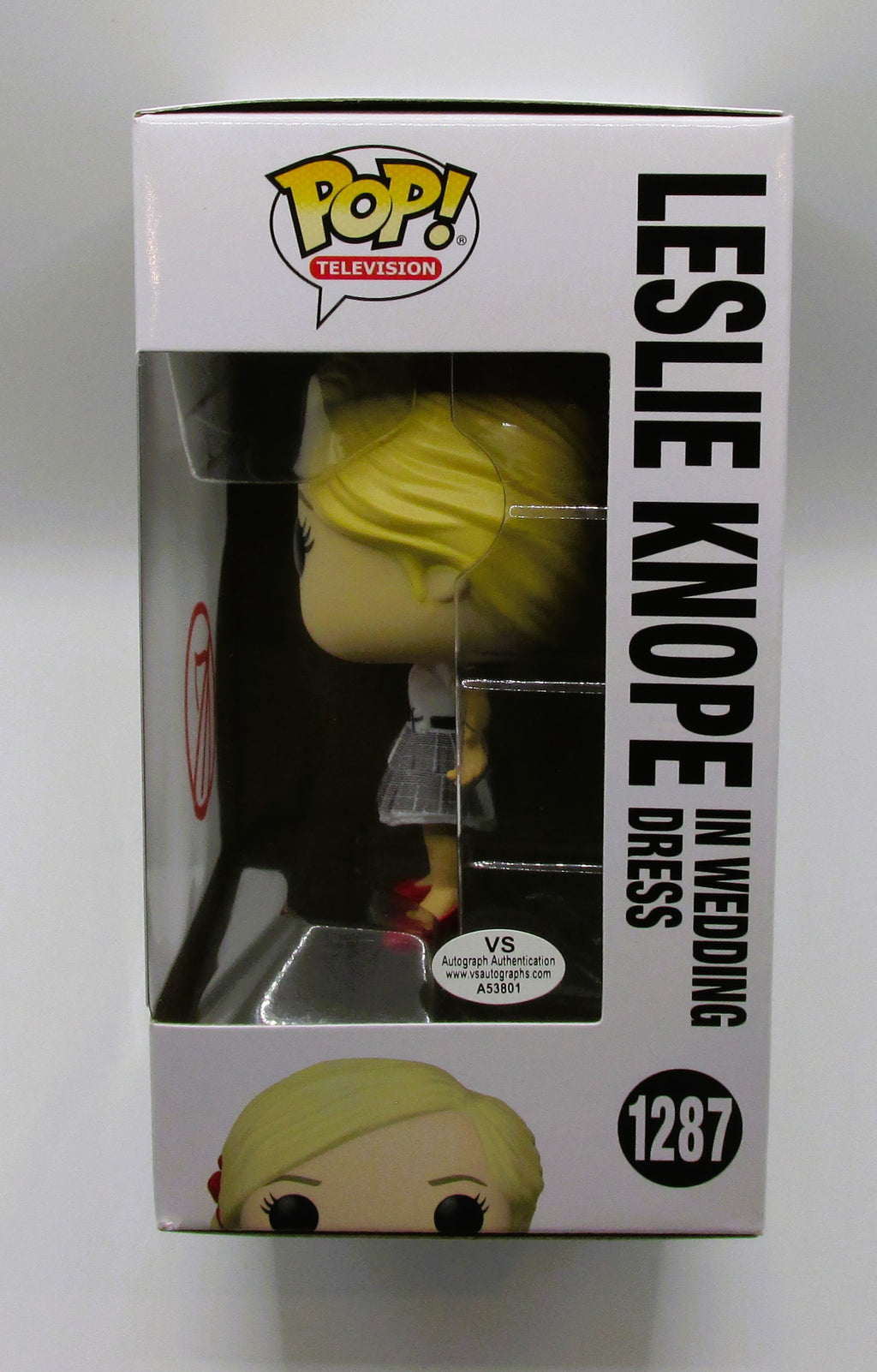 Leslie Knope (Amy Poehler) Signed Funko In Case With COA (A53801)(Parks and Rec)