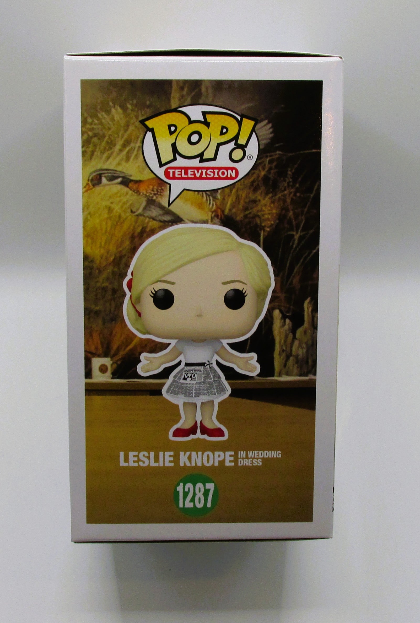 Leslie Knope (Amy Poehler) Signed Funko In Case With COA (A53801)(Parks and Rec)