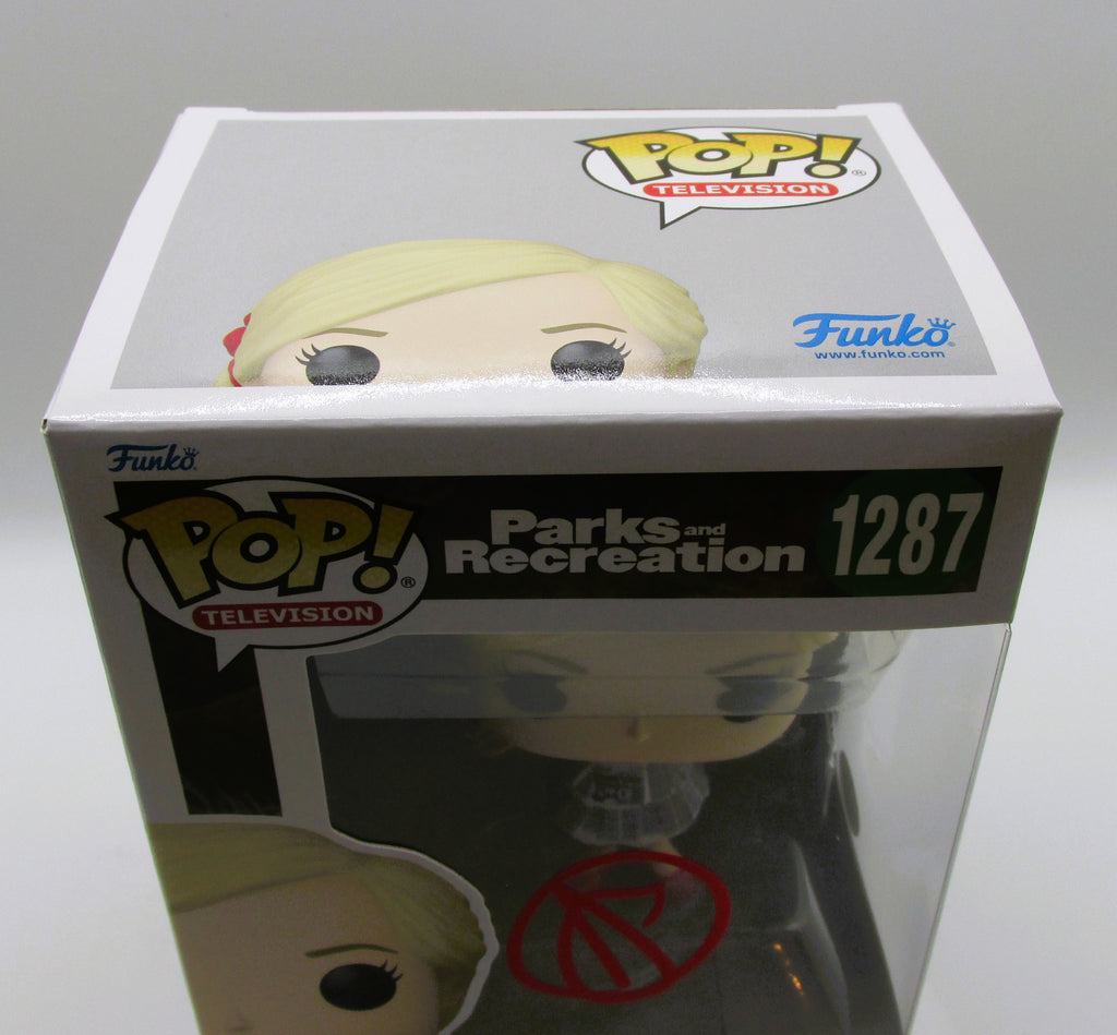 Leslie Knope (Amy Poehler) Signed Funko In Case With COA (A53801)(Parks and Rec)